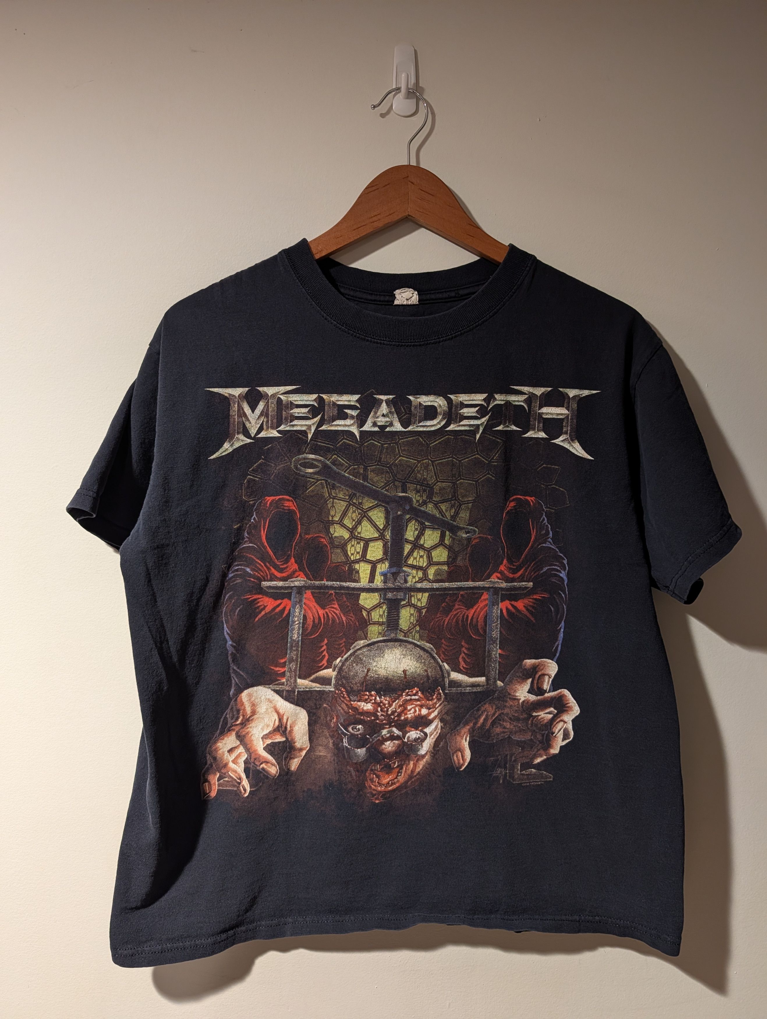 Band Tees MEGADETH T-Shirt Mens L Dystopia Tour Thrash Metal Band Tee Size US L / EU 52-54 / 3 - 1 Thumbnail