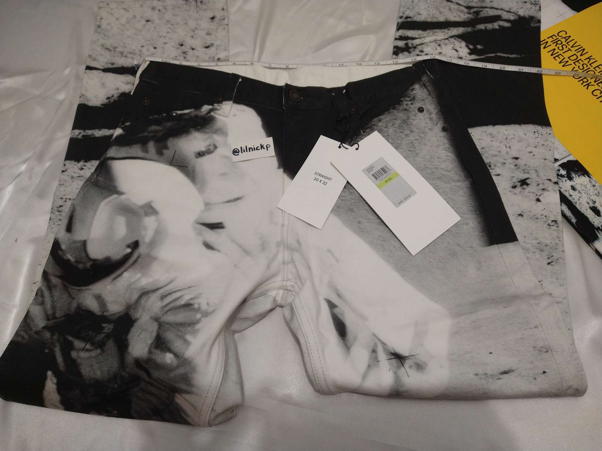 Calvin Klein 205W39NYC EST. 1978 Straight Leg Moon Landings Jeans Size US 30 / EU 46 - 4 Thumbnail