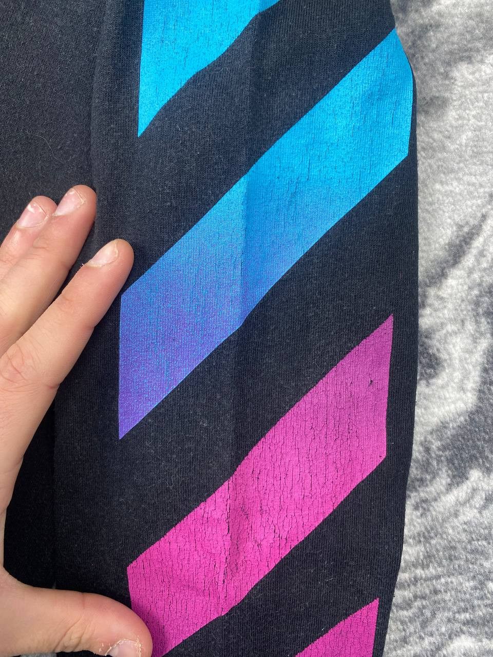 Off-White Off White Diagonal Gradient Long Sleeve Big Logo Men Size US L / EU 52-54 / 3 - 8 Thumbnail