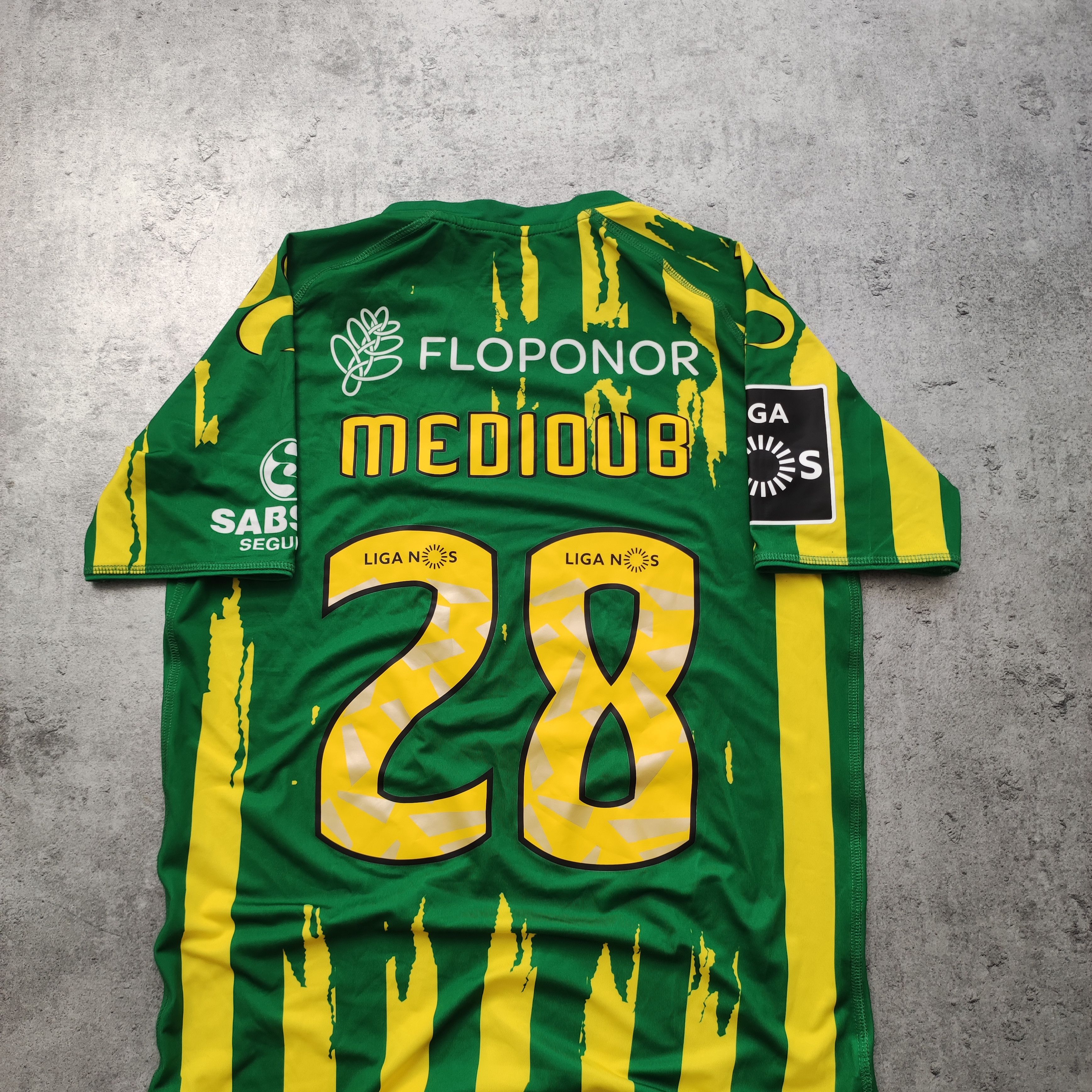 Other RARE Football Match Jersey #28Medioub CD Tondela Jersey Size US M / EU 48-50 / 2 - 12 Thumbnail