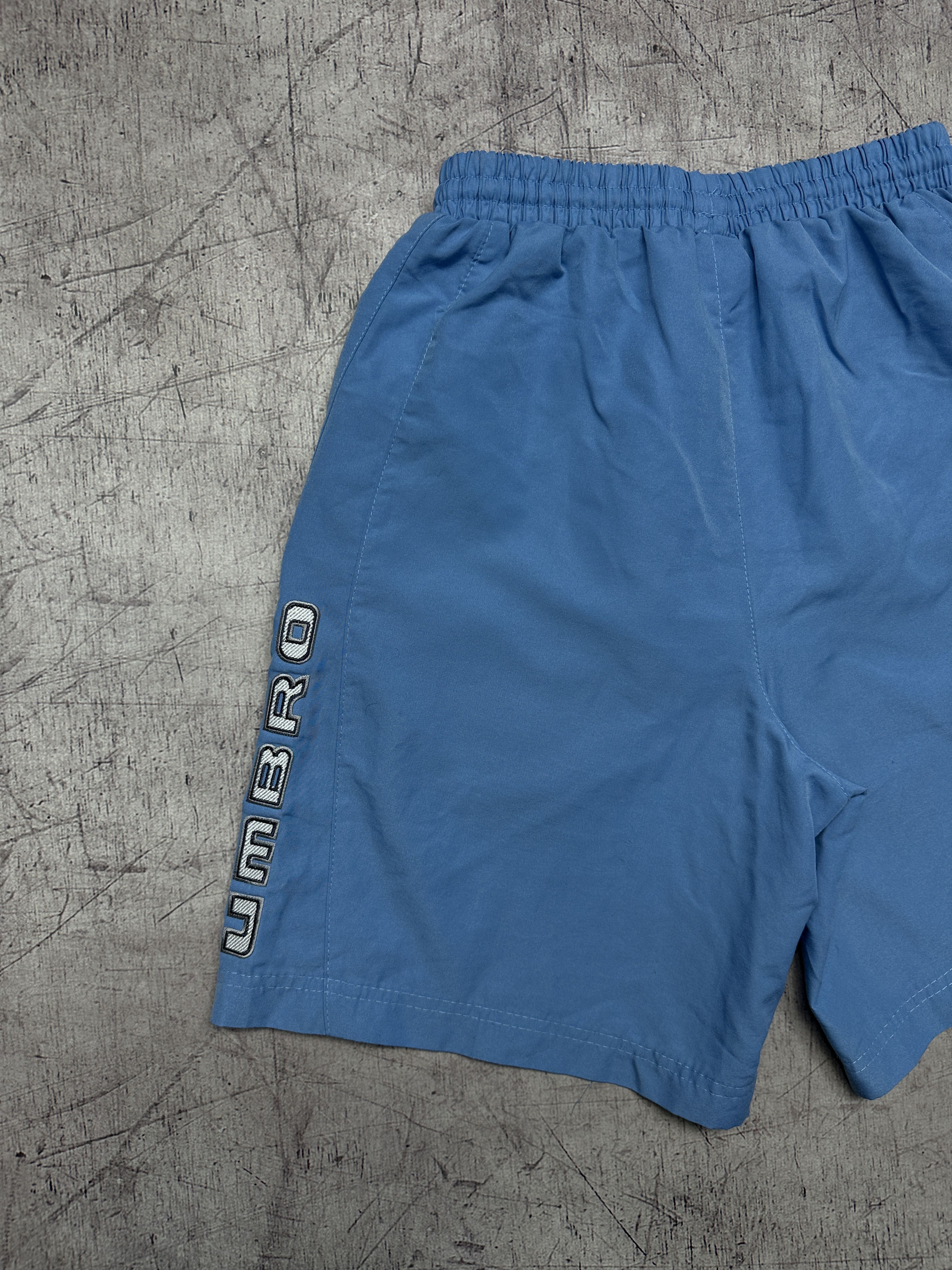 Umbro Umbro Vintage Mens Nylon Shorts Size US 30 / EU 46 - 8 Thumbnail