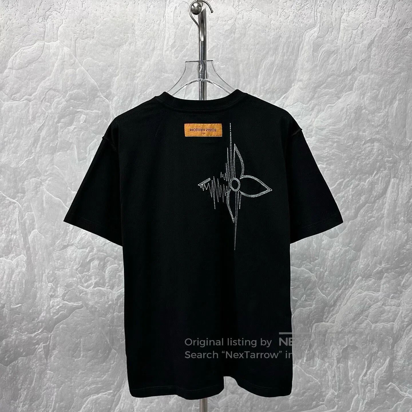 Louis Vuitton black louis vuitton short sleeve t-shirt. Size US L / EU 52-54 / 3 - 4 Thumbnail