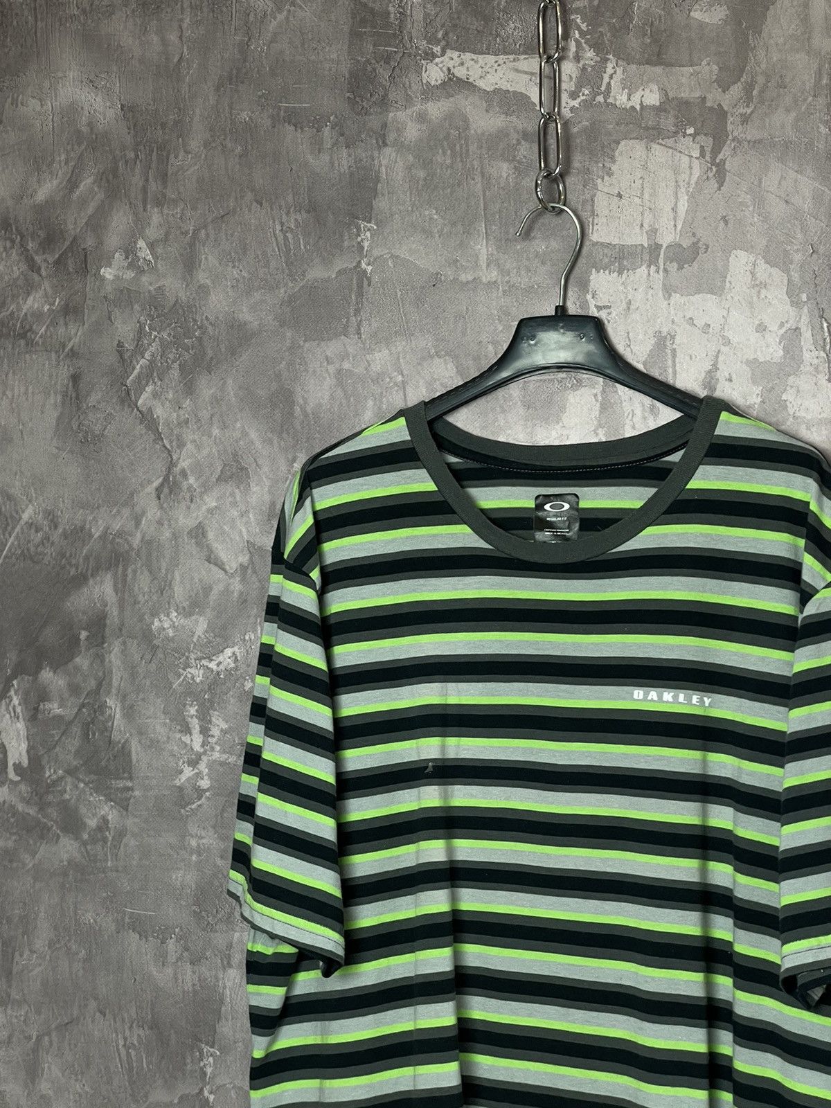 Oakley Vintage Oakley Stripes T-Shirt Polo Center Logo Japanese Size US XL / EU 56 / 4 - 4 Thumbnail