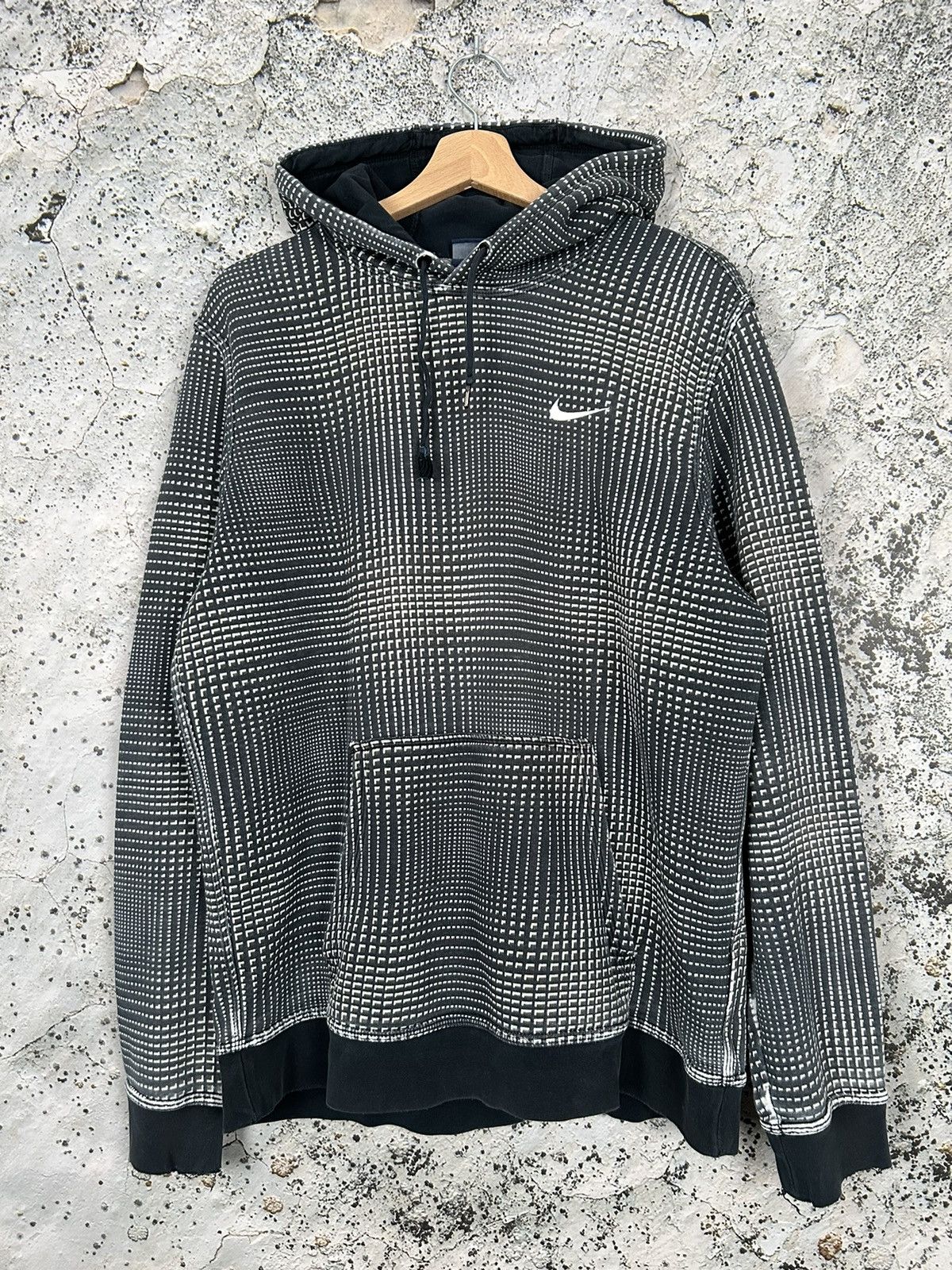 Nike Vintage Nike Swoosh Y2K 00s Hoodie Streetwear Sweatshirt Size US L / EU 52-54 / 3 - 1 Thumbnail