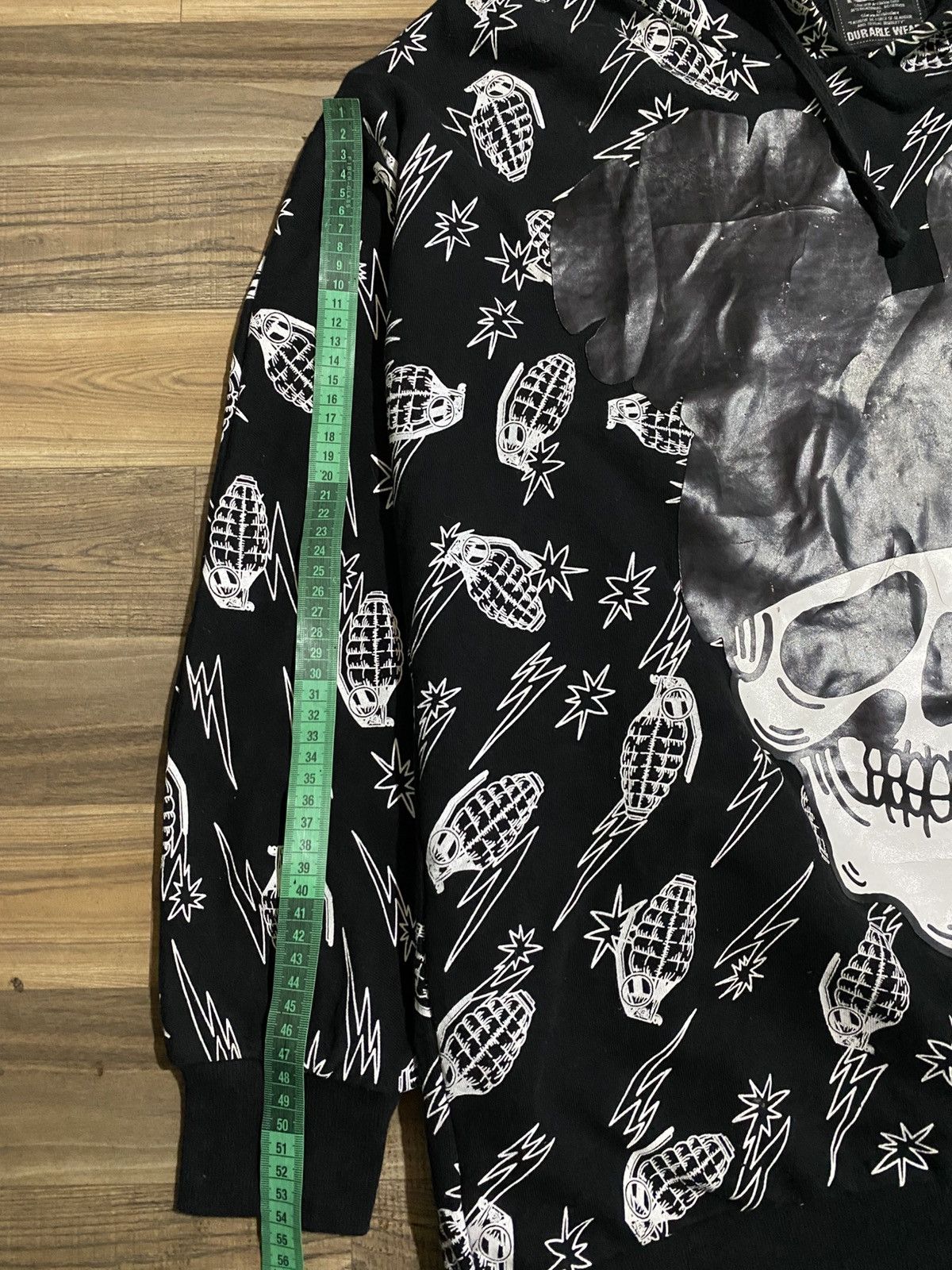 If Six Was Nine GLAD NEWS MICKEY SKULL GRENADE PONCHO HOODIES Size US L / EU 52-54 / 3 - 10 Thumbnail