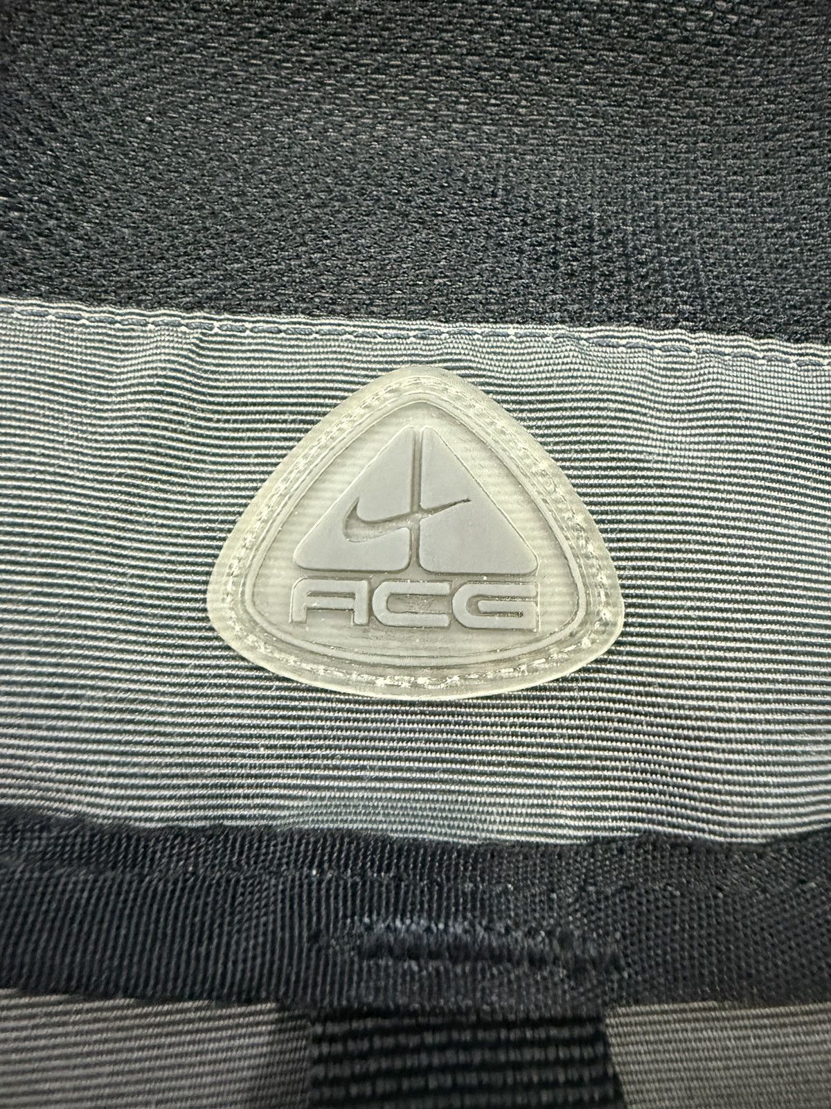Vintage VINTAGE NIKE ACG MASSENGER BAG Size ONE SIZE - 17 Thumbnail