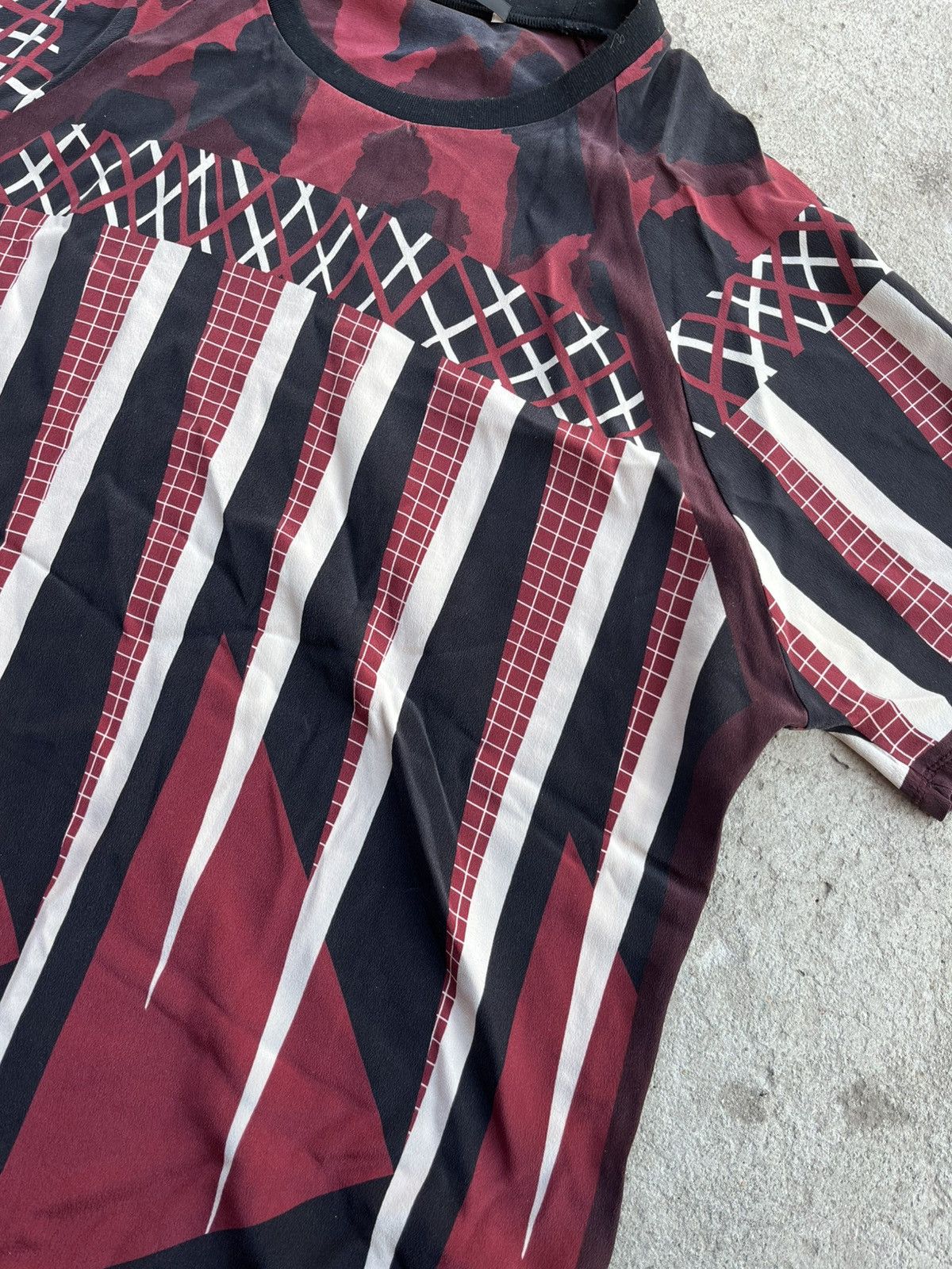 Gucci Gucci by Frida Giannini Silk Abstract Pattern T-shirt Tee Size US M / EU 48-50 / 2 - 4 Thumbnail