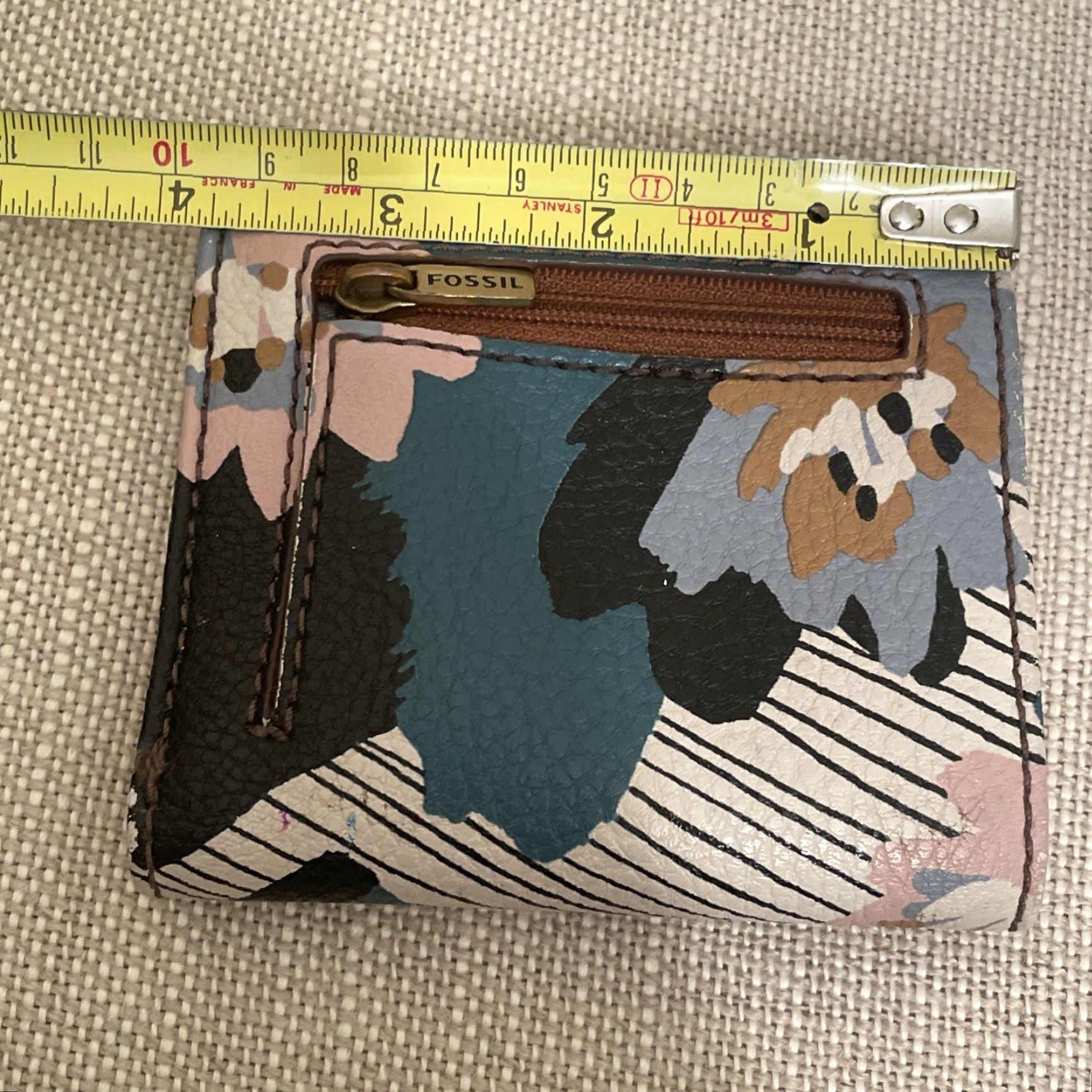 Fossil FOSSIL Wallet Bifold Floral Print Leather Coin Purse Boho Abstract Floral Wallet, Women, Credit Card, Snap Close, Key Ring, Pre-owned, 1 Unit Size ONE SIZE - 7 Thumbnail