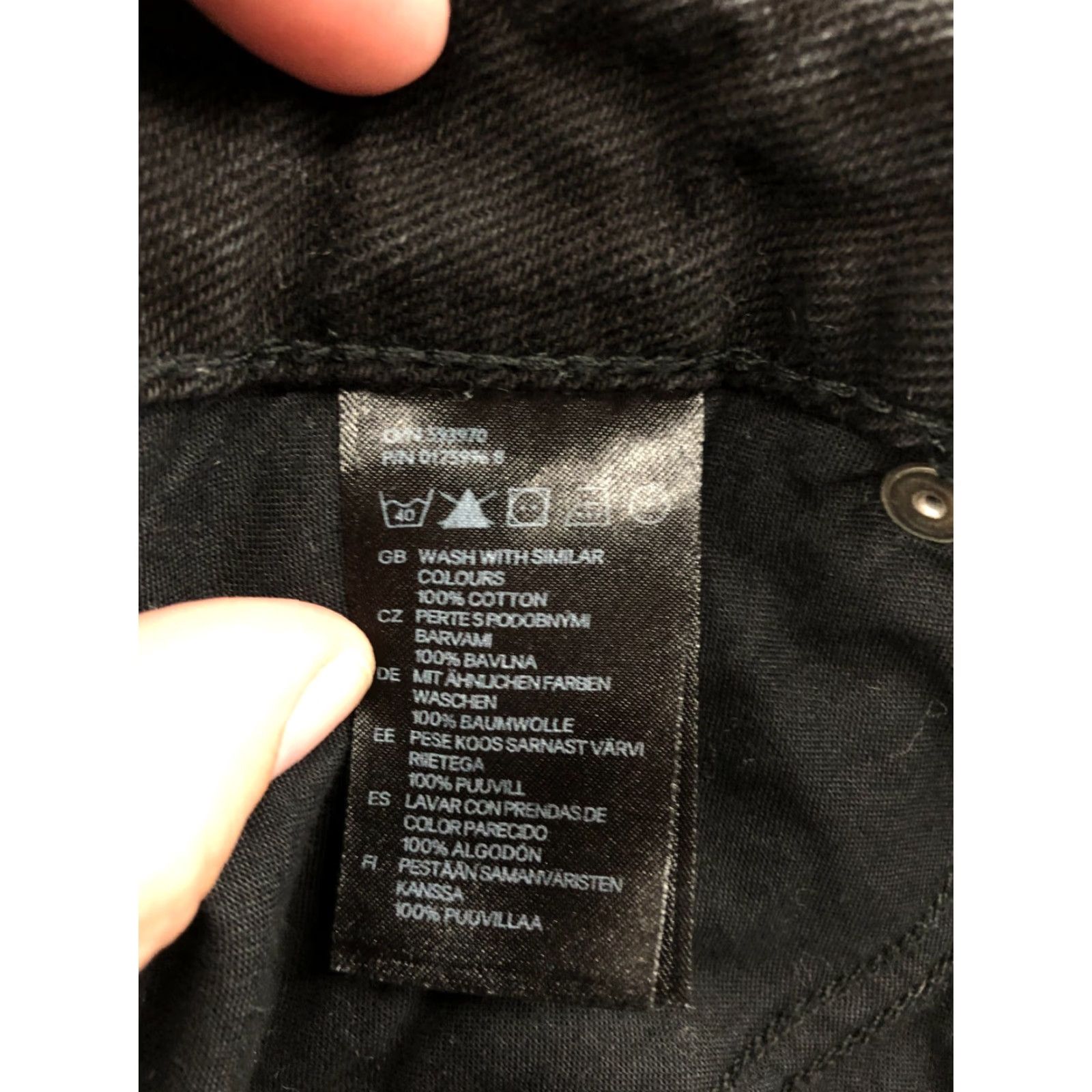 Denime Divided Denim Cut-Off Shorts Womens Size 10 Mid Rise Dark Black Wash Denim Jean Size 32" / US 10 / IT 46 - 8 Thumbnail