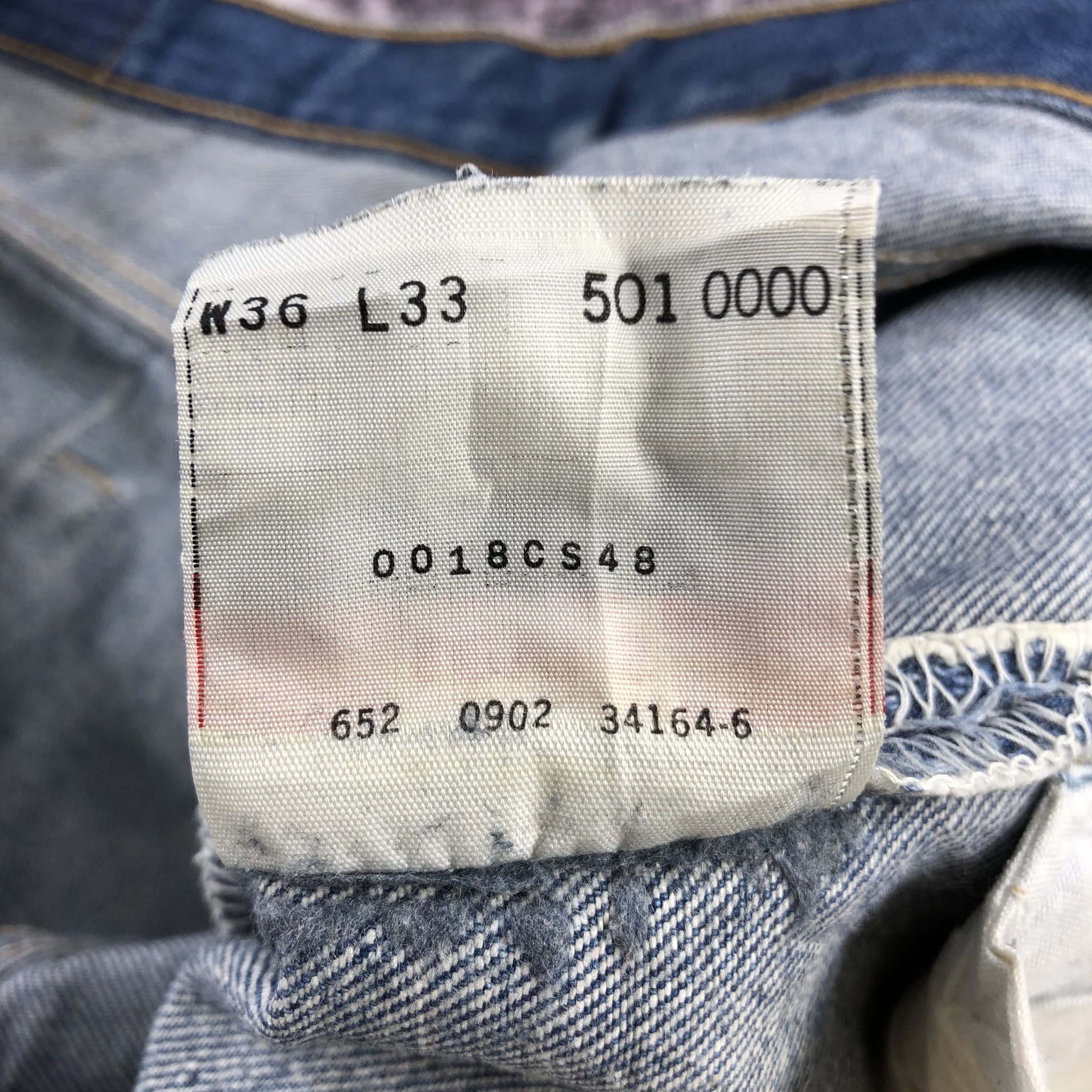 Levi's 90s Vintage Blue Wash Levis 501 Jeans-JM2937 Size US 36 / EU 52 - 13 Thumbnail