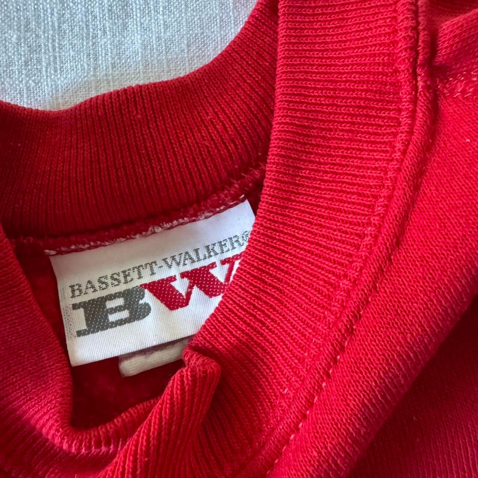 Other Nantucket Whale Red Sweatshirt - Vintage, Medium Size US M / EU 48-50 / 2 - 5 Thumbnail