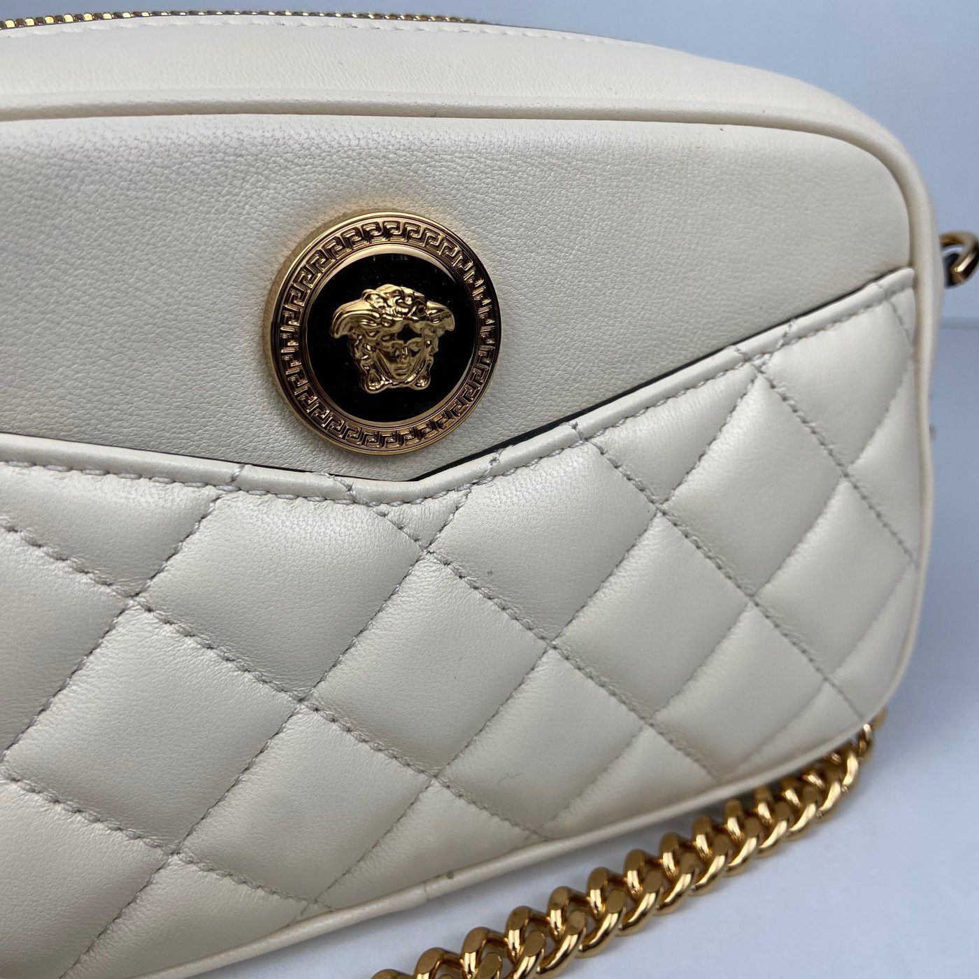 Versace VERSACE Quilted Shoulder Bag Size ONE SIZE - 15 Thumbnail