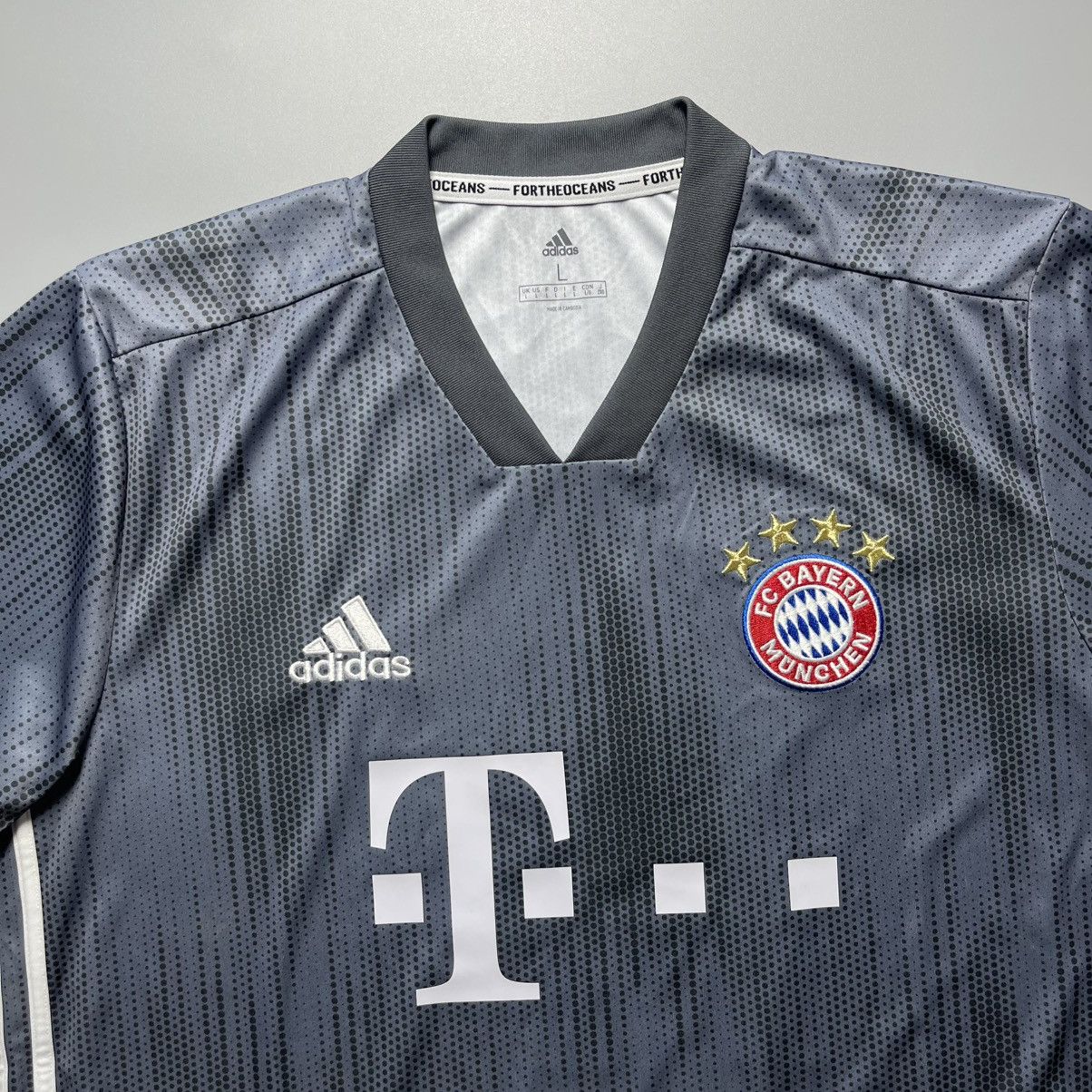 Adidas BAYERN ADIDAS 2018/2019 FOOTBALL SOCCER THIRD JERSEY Size US L / EU 52-54 / 3 - 3 Thumbnail
