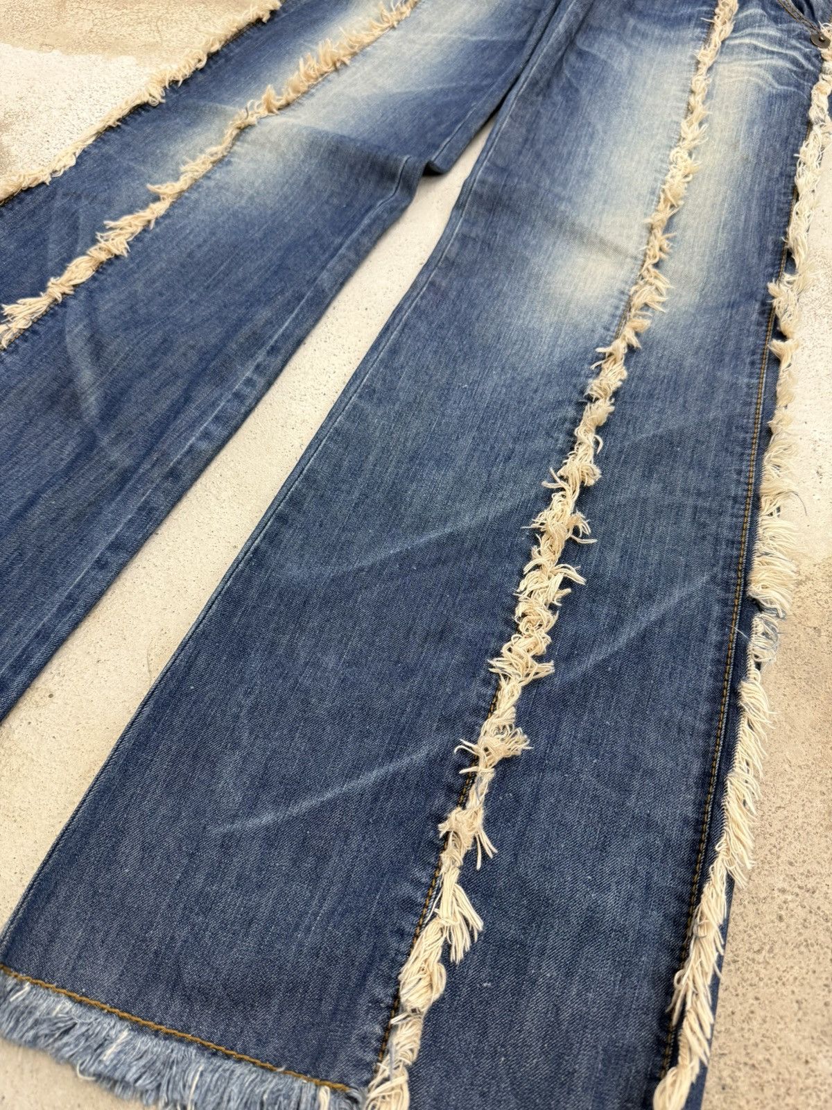 Japanese Brand d.i.a. jeans LGB Style Flare Unisex Denim Pants Size US 28 / EU 44 - 5 Thumbnail