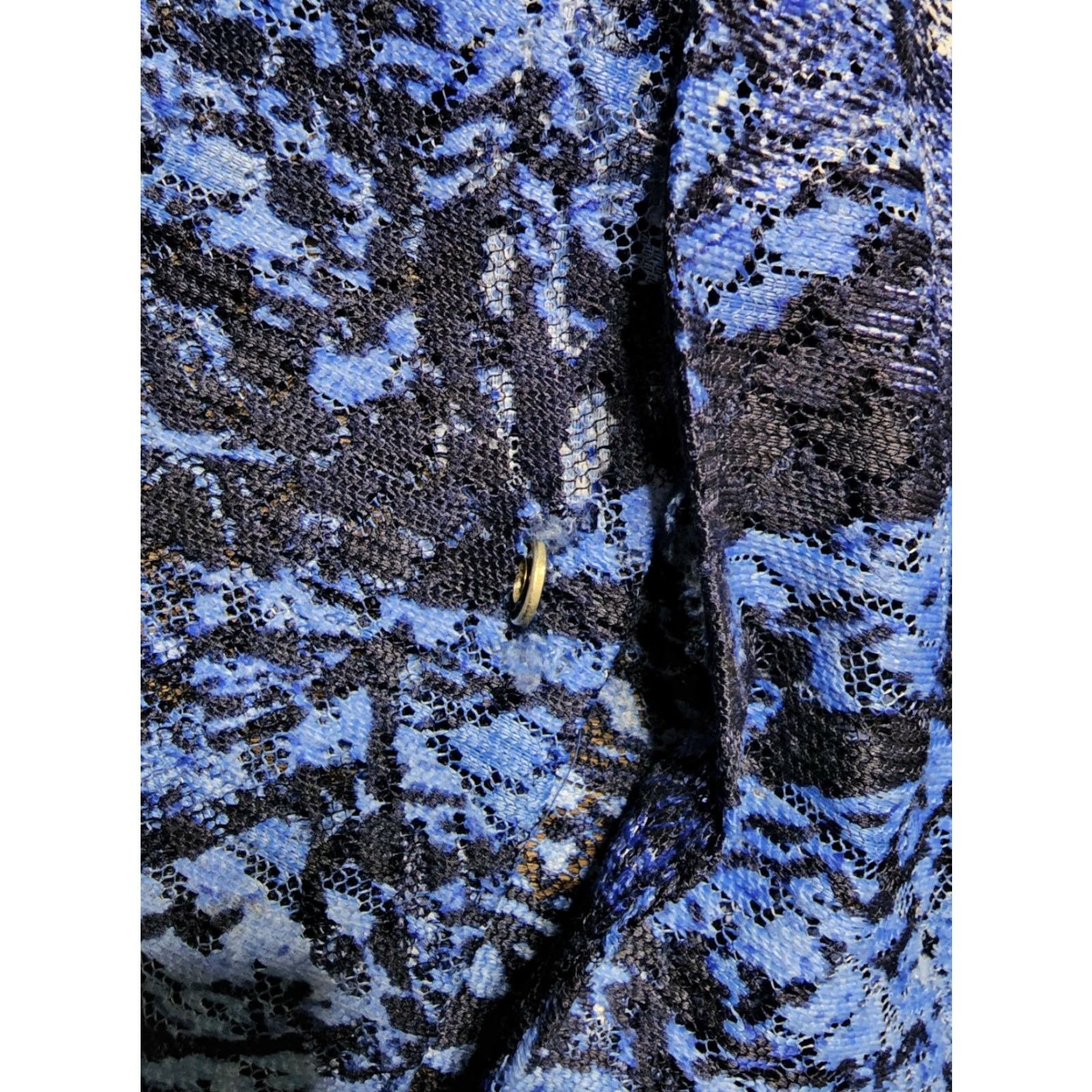 Vintage VINTAGE Zam Collection Shirt Dragon Lace Distressed Japanese Dragon Button-Up Short Sleeve XL Mens Blue Polyester Size US XL / EU 56 / 4 - 4 Thumbnail