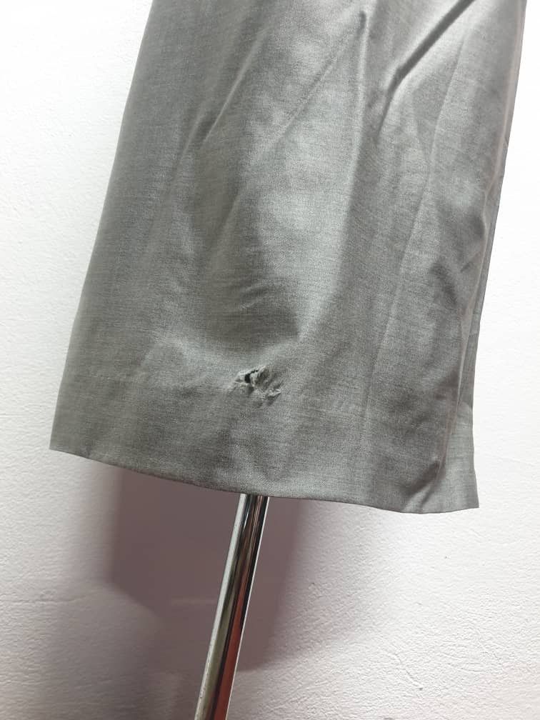 Givenchy Vintage Givenchy grey Colour luxury Skirt Size 28" / US 6 / IT 42 - 6 Thumbnail