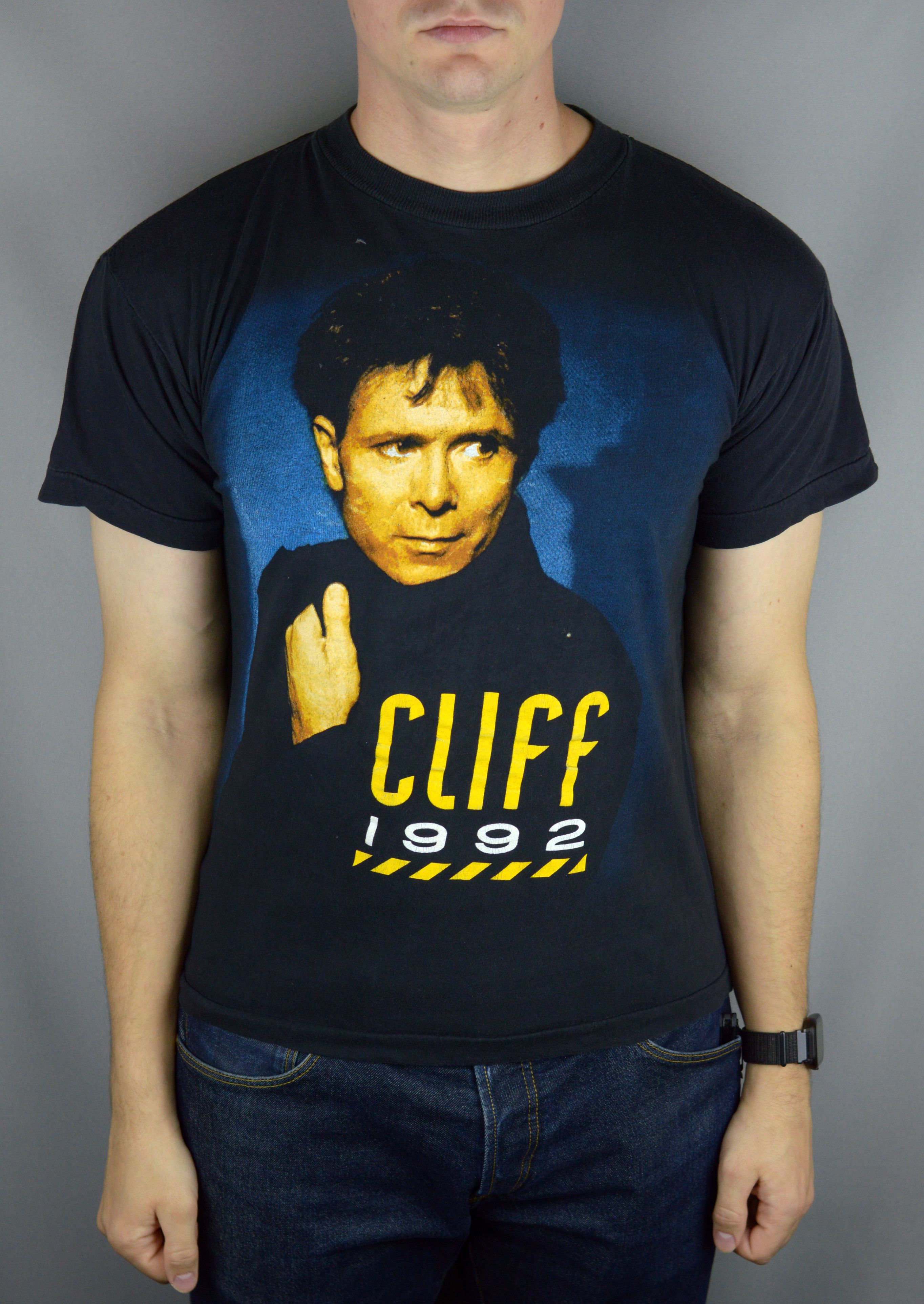 Vintage Vintage Cliff Richard 1992 Acces All Areas tour shirt Size US M / EU 48-50 / 2 - 1 Thumbnail