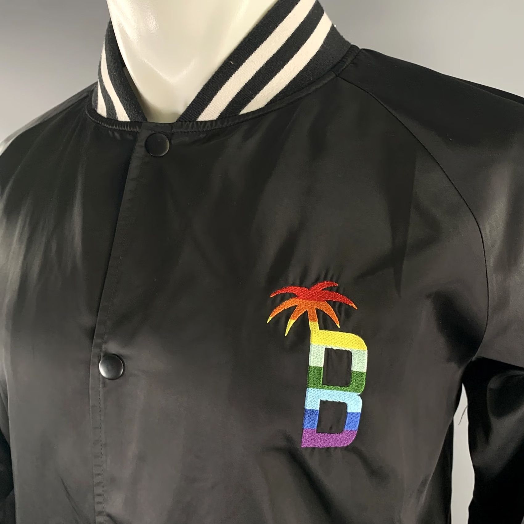 Vintage BARNEYS NEW YORK Size L Black Embroidery Polyester Bomber Jacket Mens Size US L / EU 52-54 / 3 - 2 Thumbnail