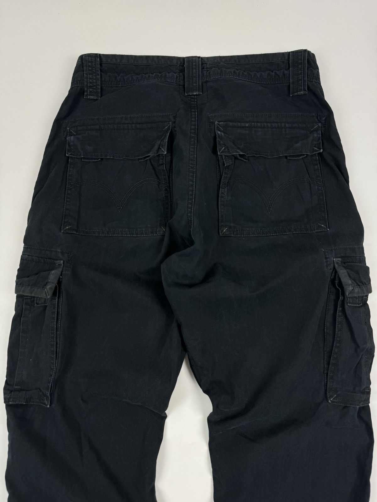 Levi's Y2K Vintage Levi’s Black Cargo Pants Size US 33 - 16 Thumbnail