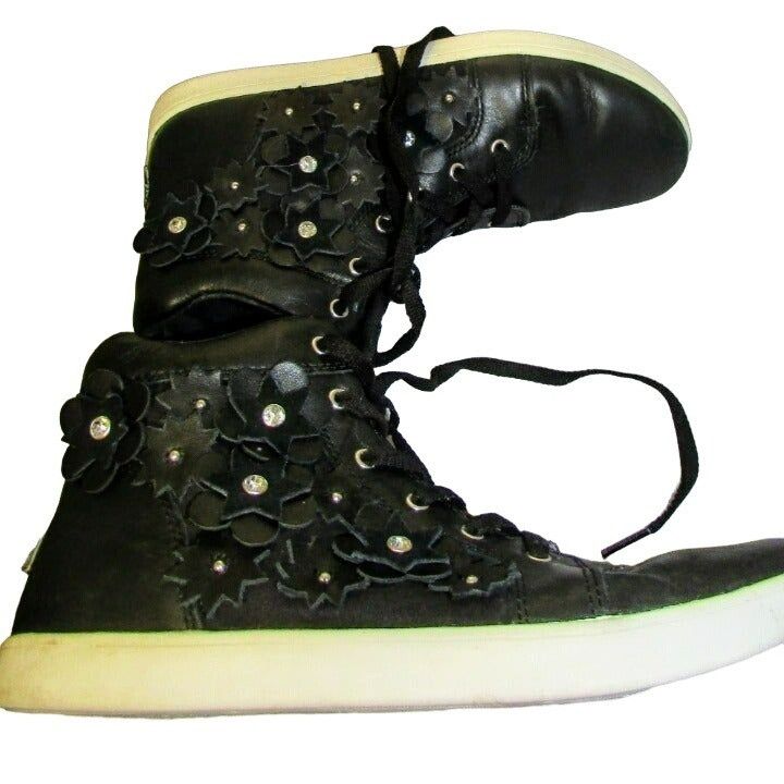 Ugg Ugg sz 5 Floral Rhinestone Sneakers Size US 5 / IT 35 - 6 Thumbnail