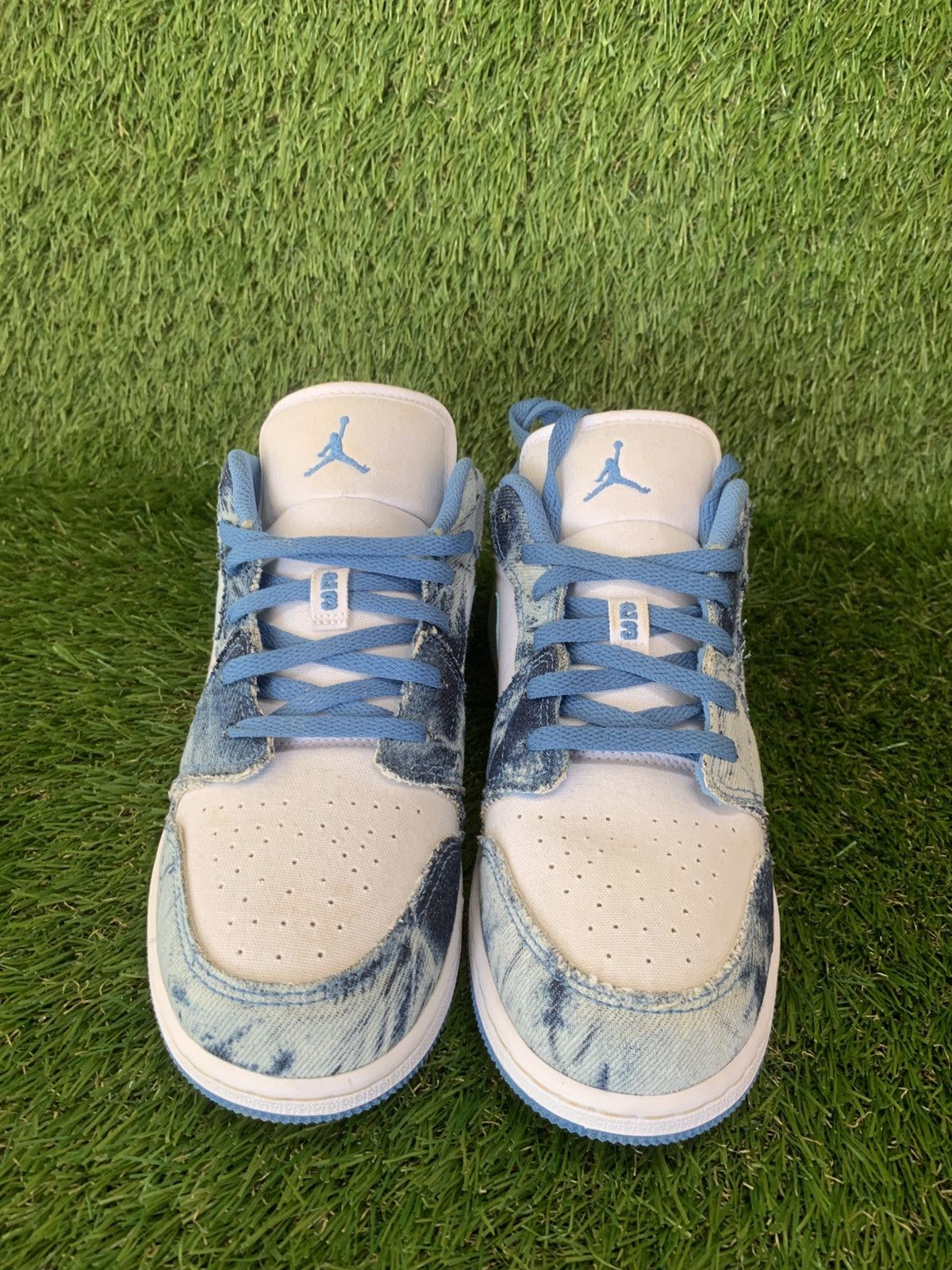 Jordan Brand Aj1 Low washed denim Size US 6 / EU 39 - 6 Thumbnail