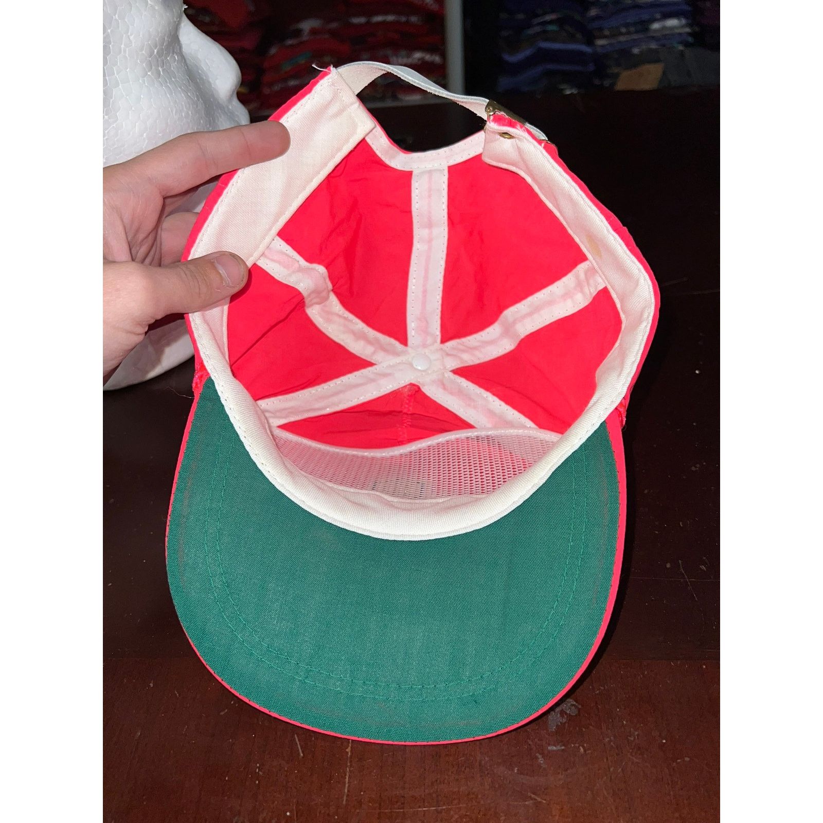 Vintage Vintage Desert Inn Hat Las Vegas Casino Red Cap 90s VTG OS Size ONE SIZE - 7 Thumbnail