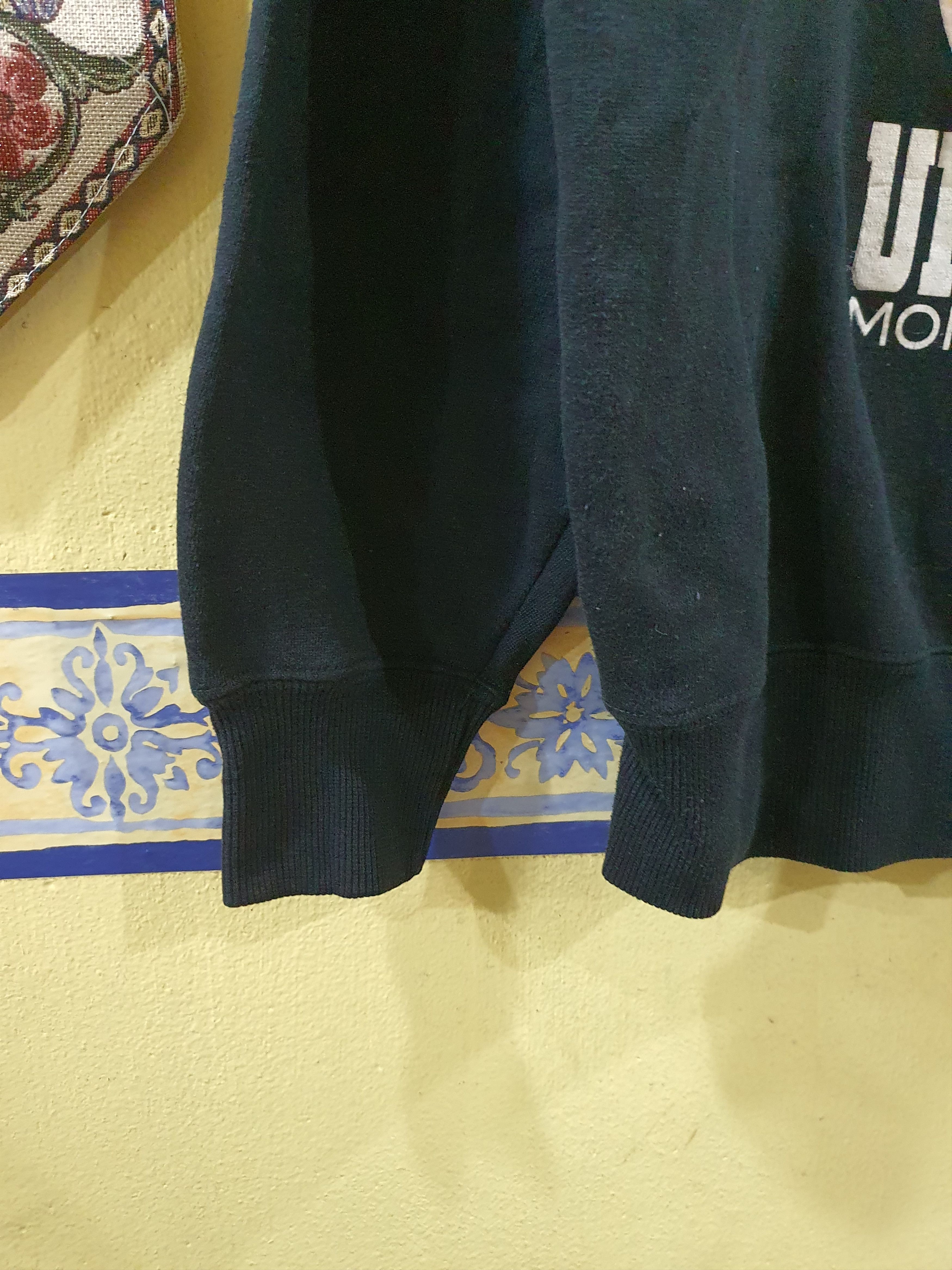 Japanese Brand vintage item from the Japanese streetwear brand UITTG Baby Size US M / EU 48-50 / 2 - 7 Thumbnail