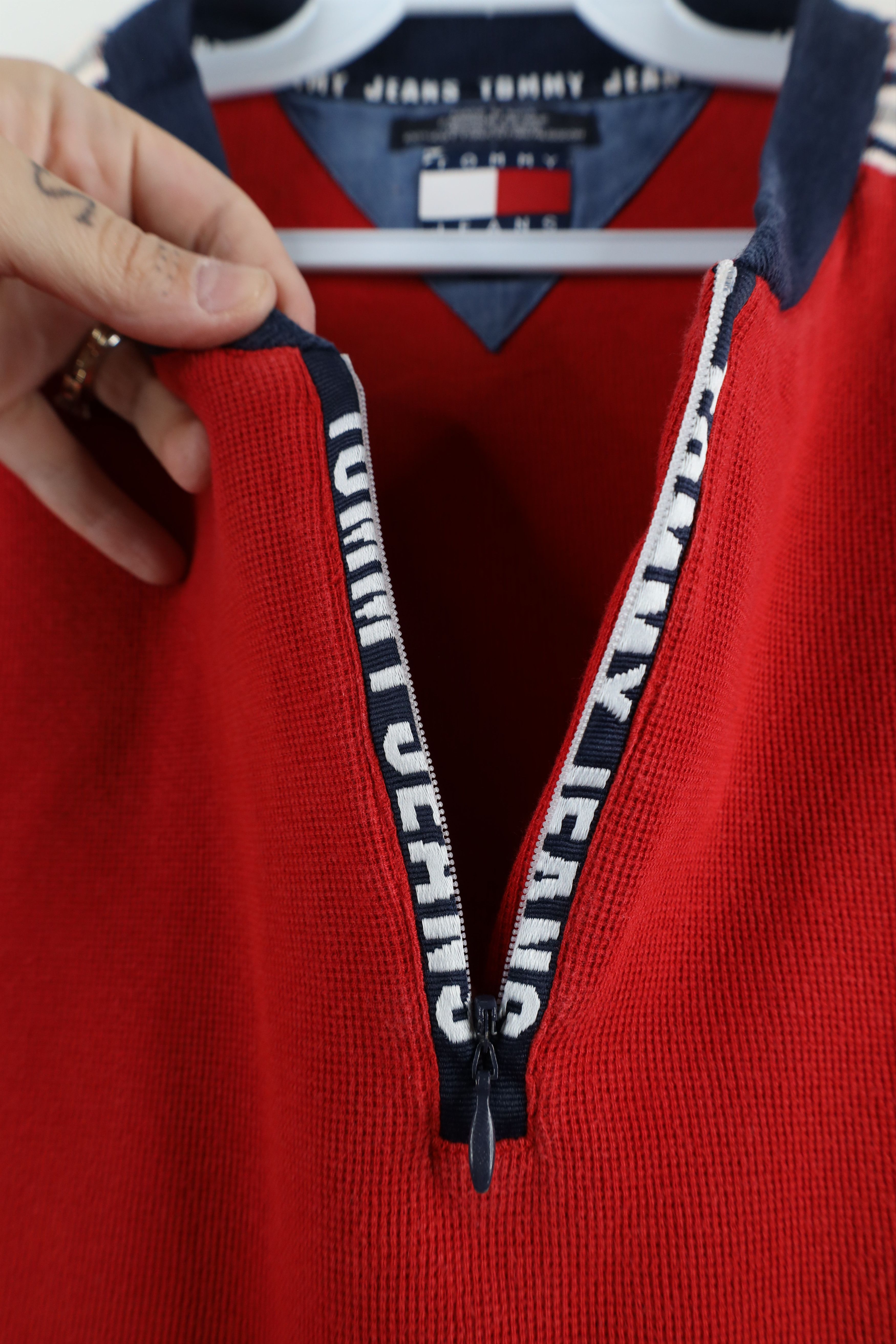 Tommy Hilfiger × Vintage Vintage 90s Tommy Hilfiger Waffle Knit Half Zip T-Shirt Size US L / EU 52-54 / 3 - 7 Thumbnail