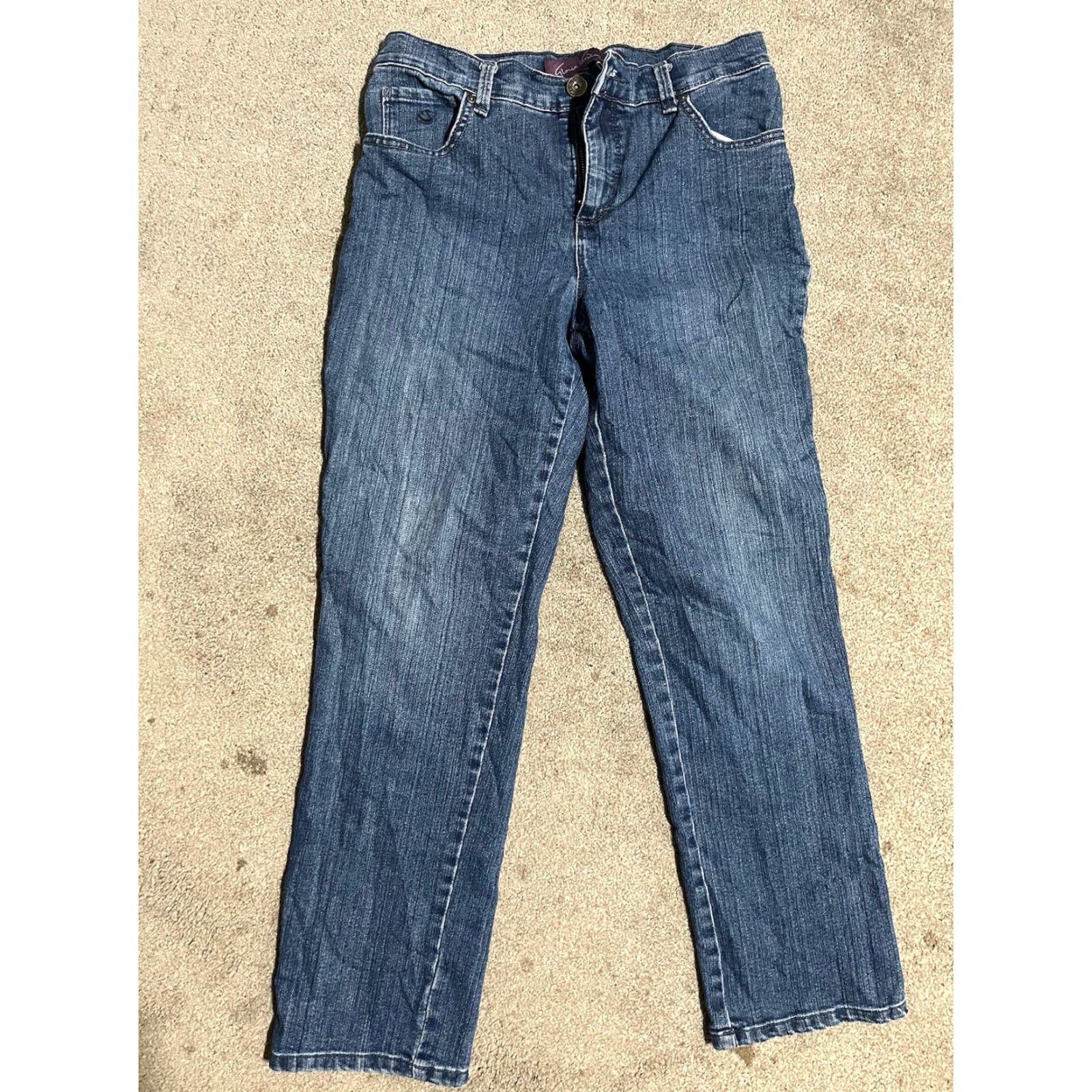 Gloria Vanderbilt Gloria Vanderbilt Jeans Womens Size 6 Amanda Straight Denim Medium Wash Solid Size 28" / US 6 / IT 42 - 2 Thumbnail