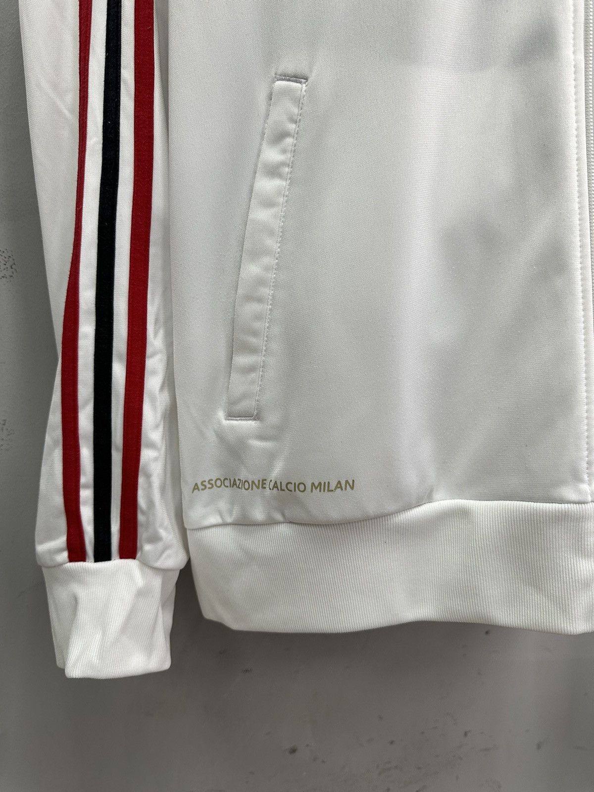 Adidas Vintage Adidas AC Milan Football Jacket Soccer White Maglia Size US L / EU 52-54 / 3 - 4 Thumbnail