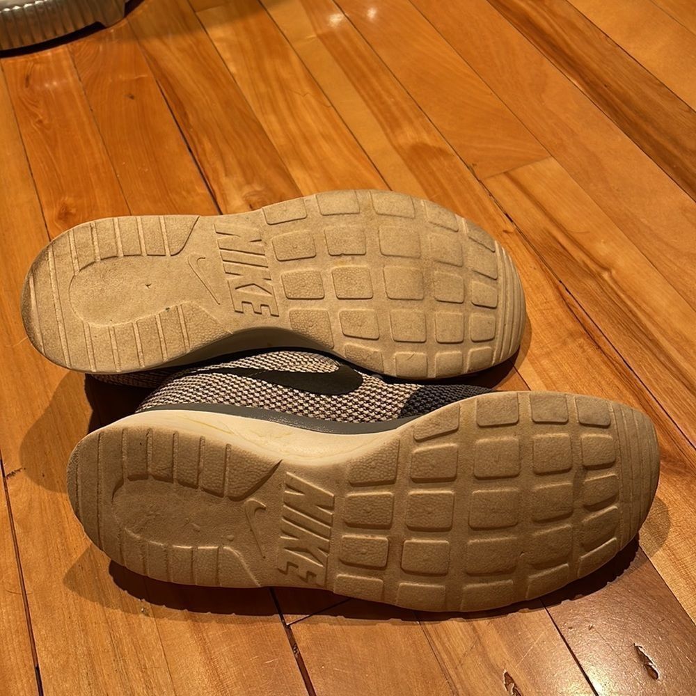 Nike Nike VH2 shades of gray fabric low lace up sneakers. Size 8 Size US 8.5 / IT 38.5 - 6 Thumbnail