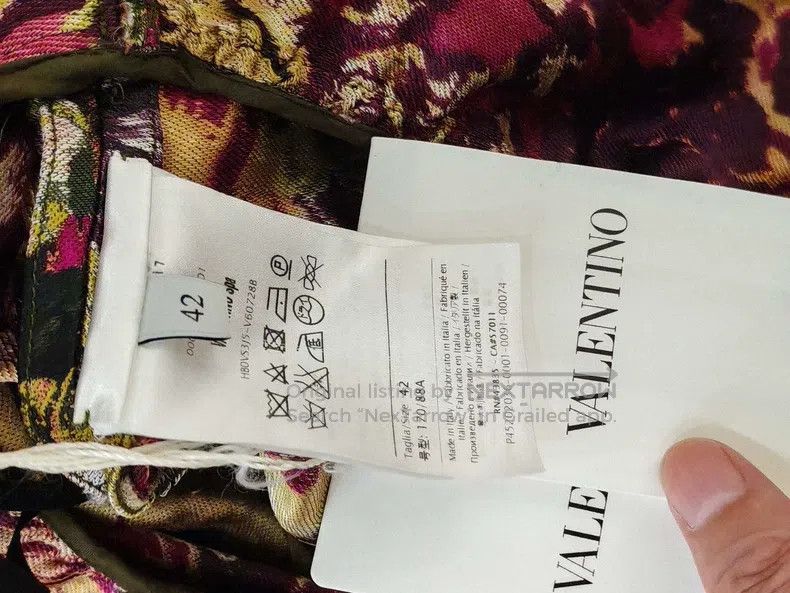 Valentino Valentino A brocade leather collar and a bustling dress Size S / US 4 / IT 40 - 5 Thumbnail
