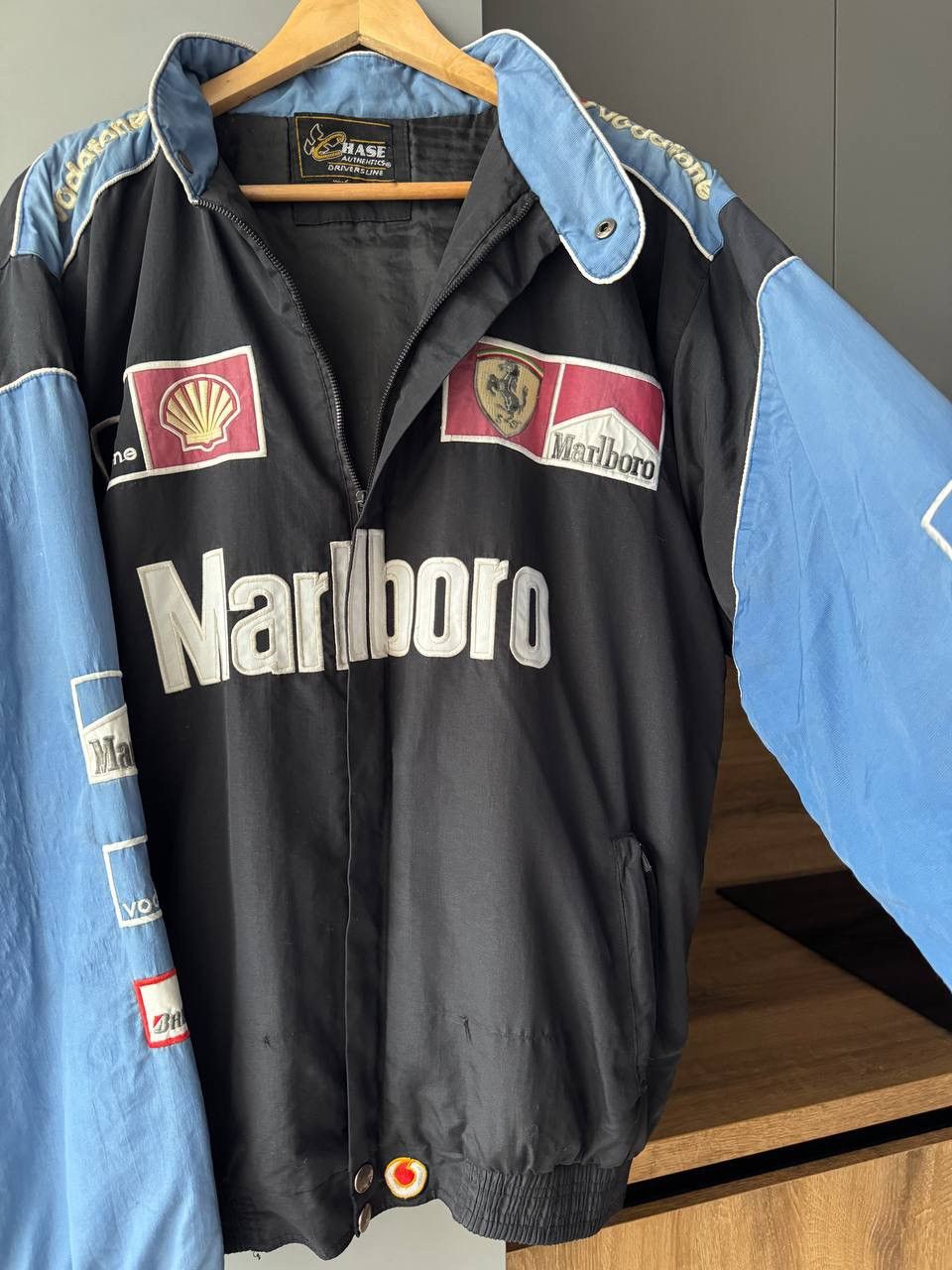 Ferrari Ferrari Marlboro Vintage Racing Jacket F1 NASCAR Y2K Size US XL / EU 56 / 4 - 9 Thumbnail