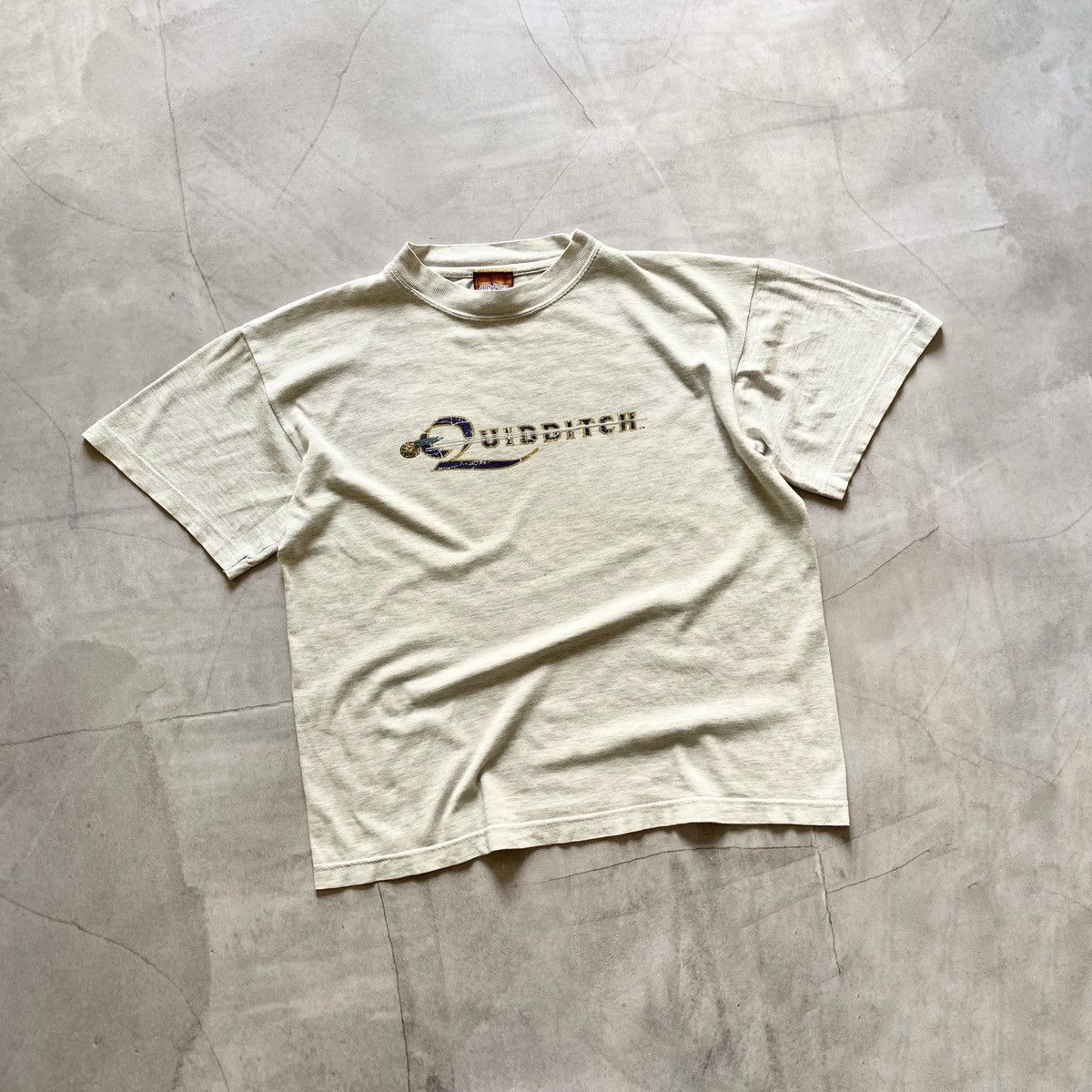 Other 2001 Harry Potter Philosophers Stone Quidditch Movie T-shirt Size US XS / EU 42 / 0 - 1 Thumbnail