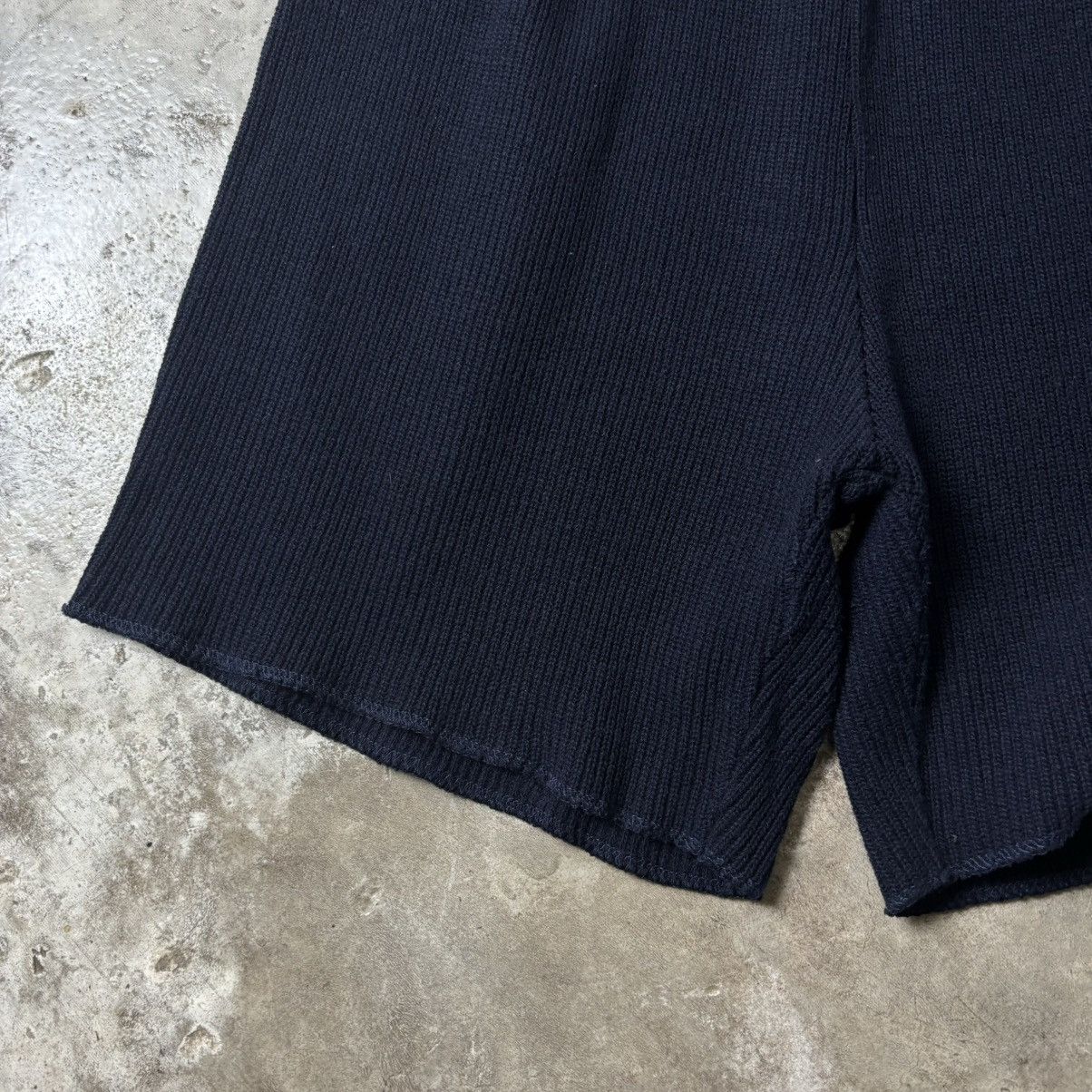 Issey Miyake VINTAGE ISSEY MIYAKE I.S. SHORTS Size US 30 / EU 46 - 2 Thumbnail