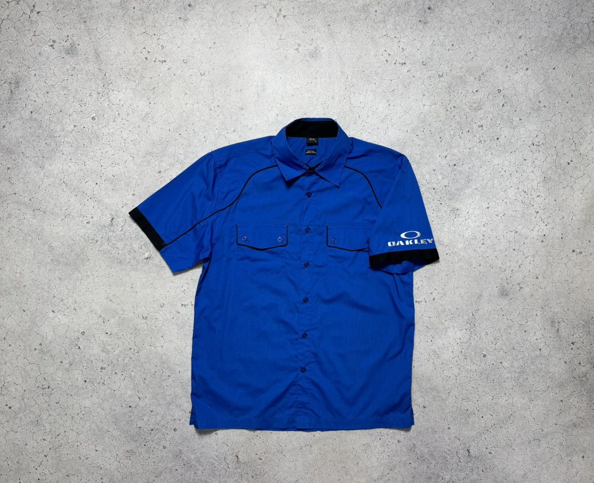 Oakley Vintage Oakley Big Logo Short Sleeve Button Shirt Size US M / EU 48-50 / 2 - 1 Thumbnail
