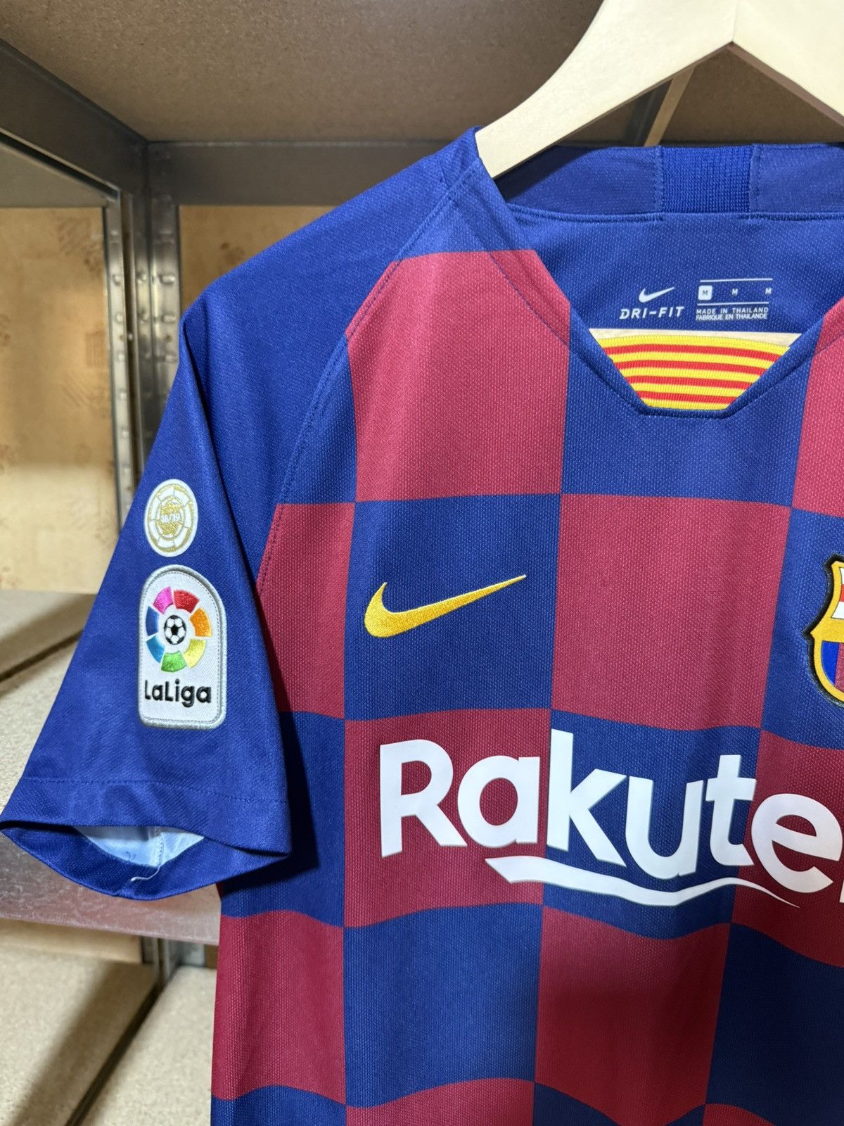 Nike Rare Nike FC Barcelona 2019 2020 Home Football Soccer Jersey Size US M / EU 48-50 / 2 - 6 Thumbnail