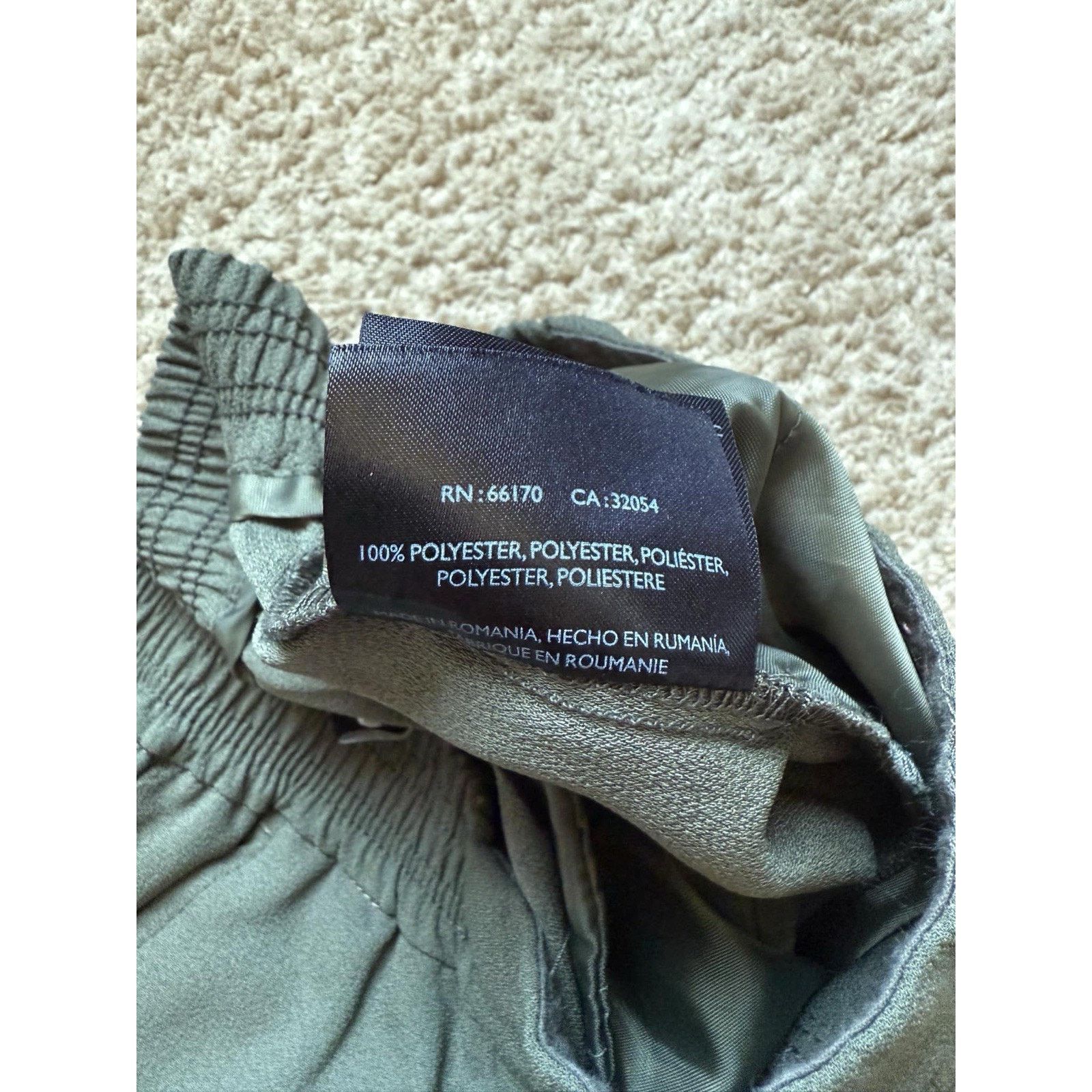 Anthropologie Anthropologie The Essential Cropped Trouser Sz S Olive Green Size 27" / US 4 / IT 40 - 3 Thumbnail