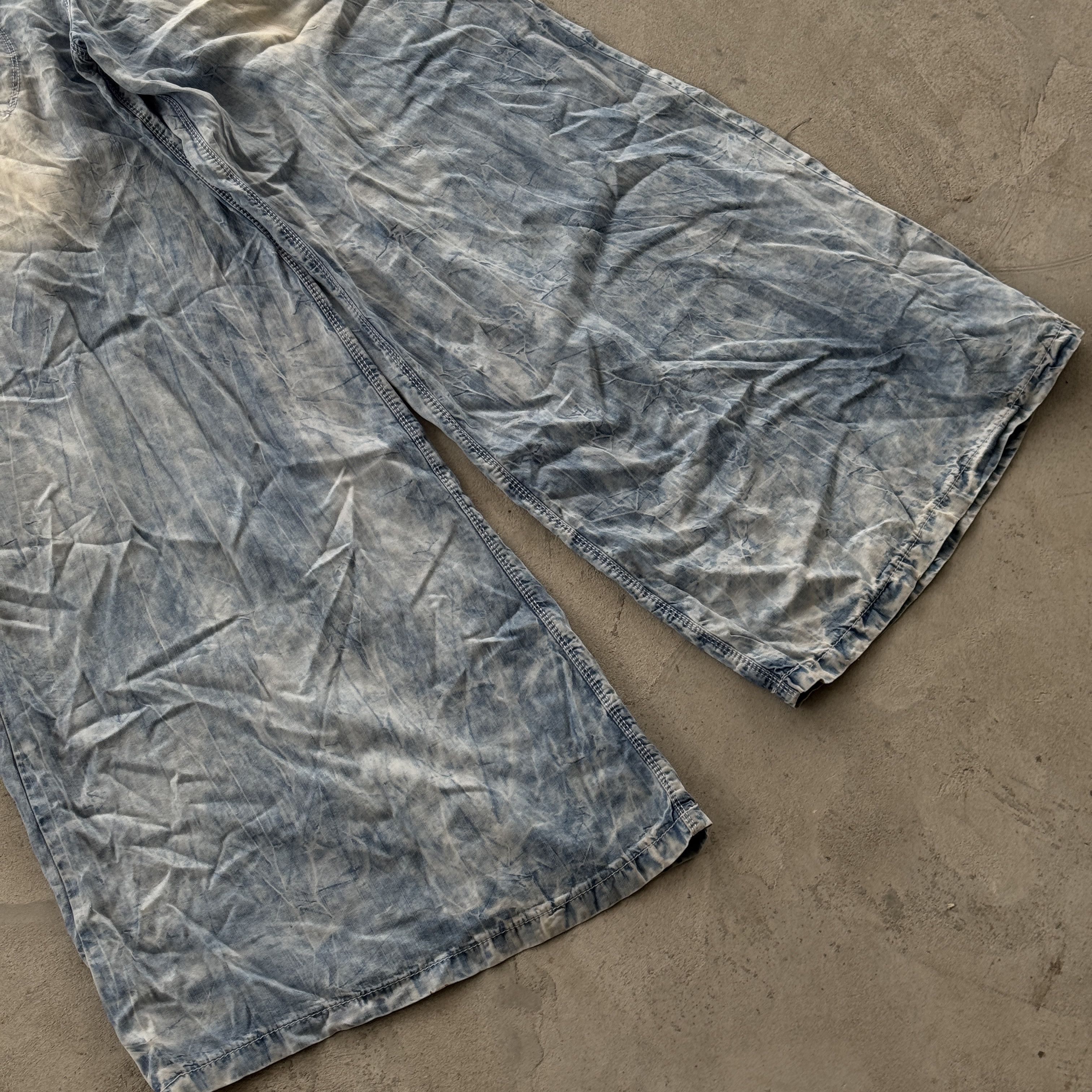 Trussardi Vintage Trussardi Ultra Baggy Denim Pants Size 27" / US 4 / IT 40 - 6 Thumbnail