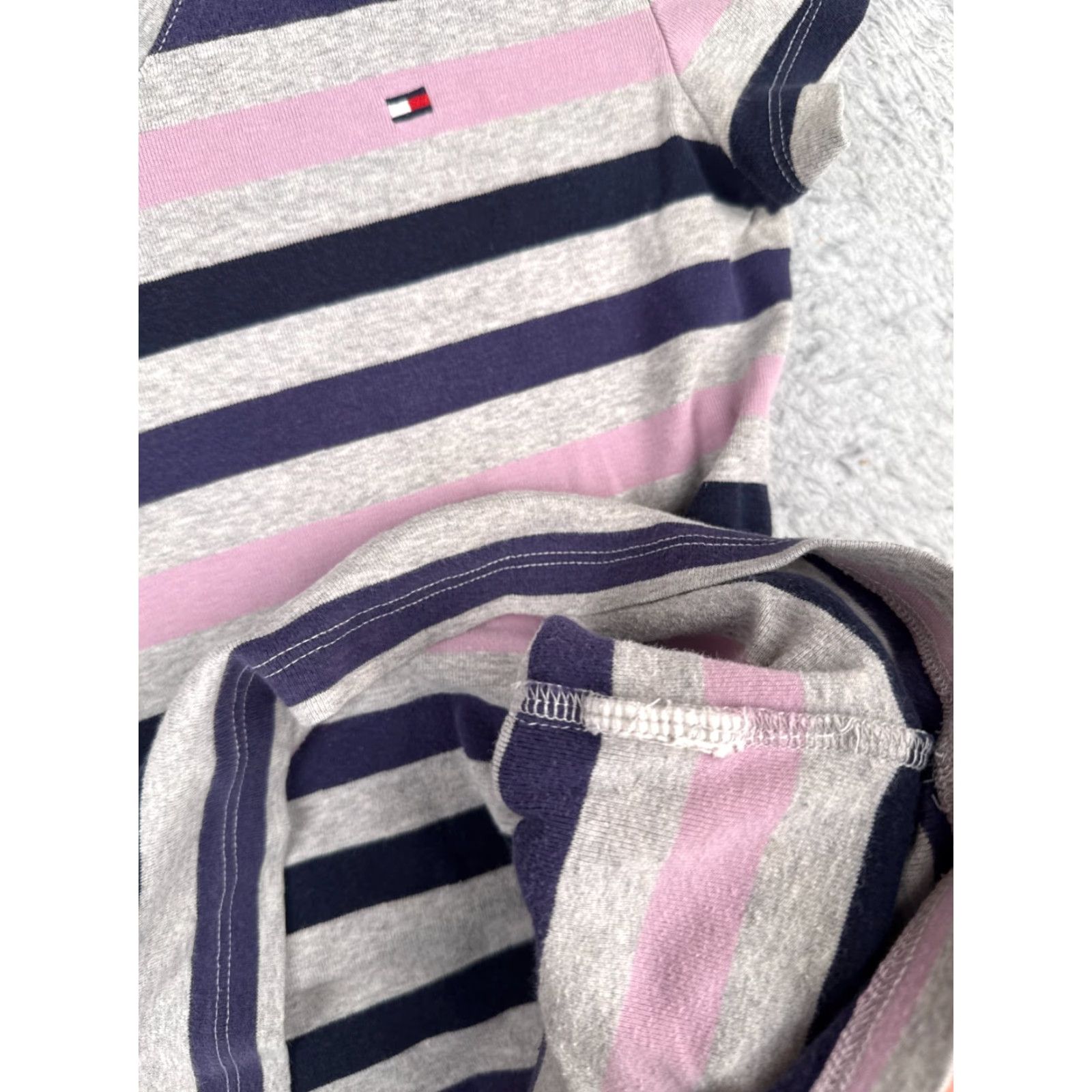 Tommy Hilfiger Tommy Hilfiger Shirt Juniors Extra Large Gray Pink Blue Stripe V-Neck Cotton Size XL / US 12-14 / IT 48-50 - 7 Thumbnail