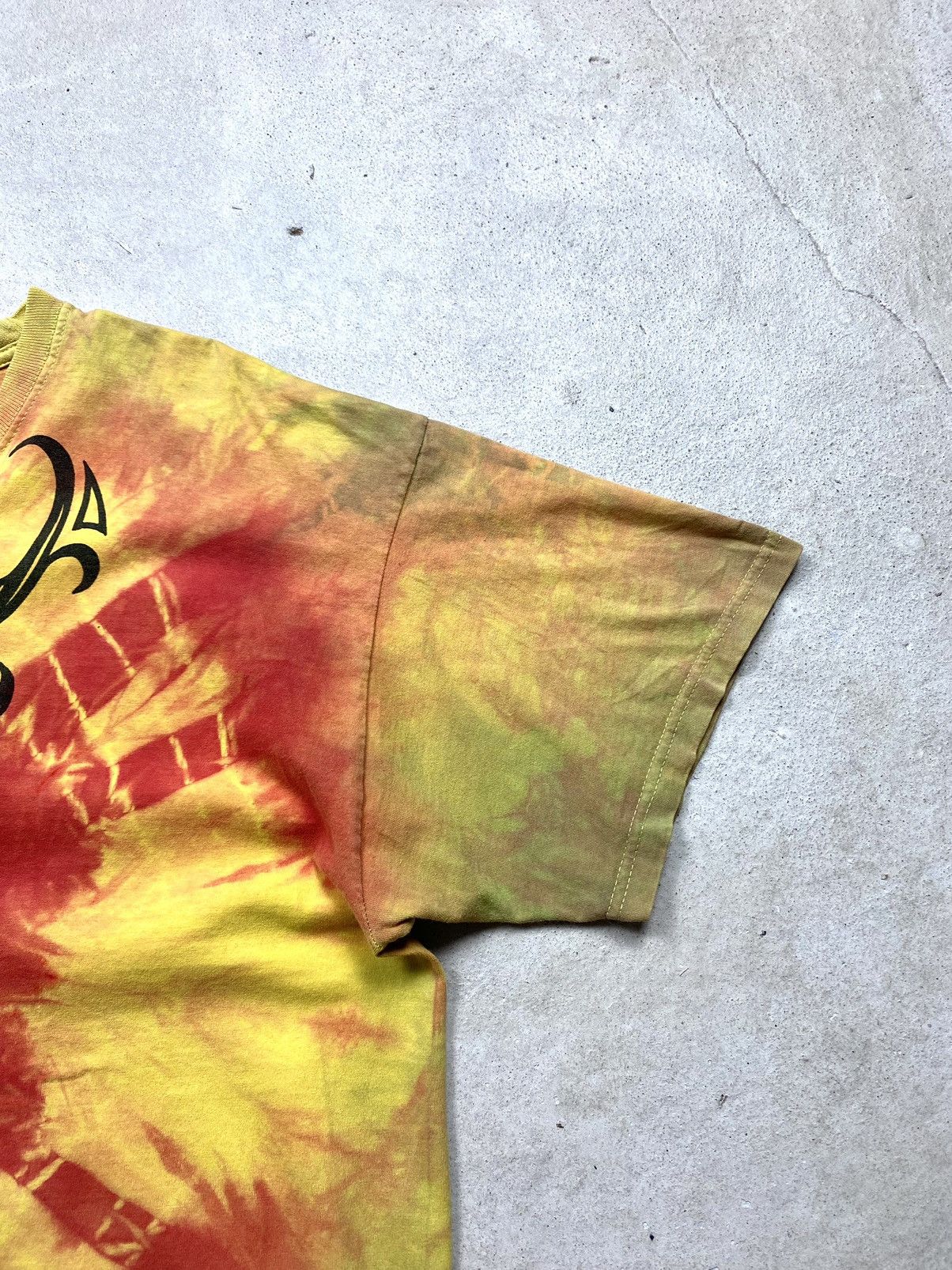 Vintage Y2K Vintage 2000’s Surf Design Tie Dye T Shirt Stussy Size US XL / EU 56 / 4 - 6 Thumbnail