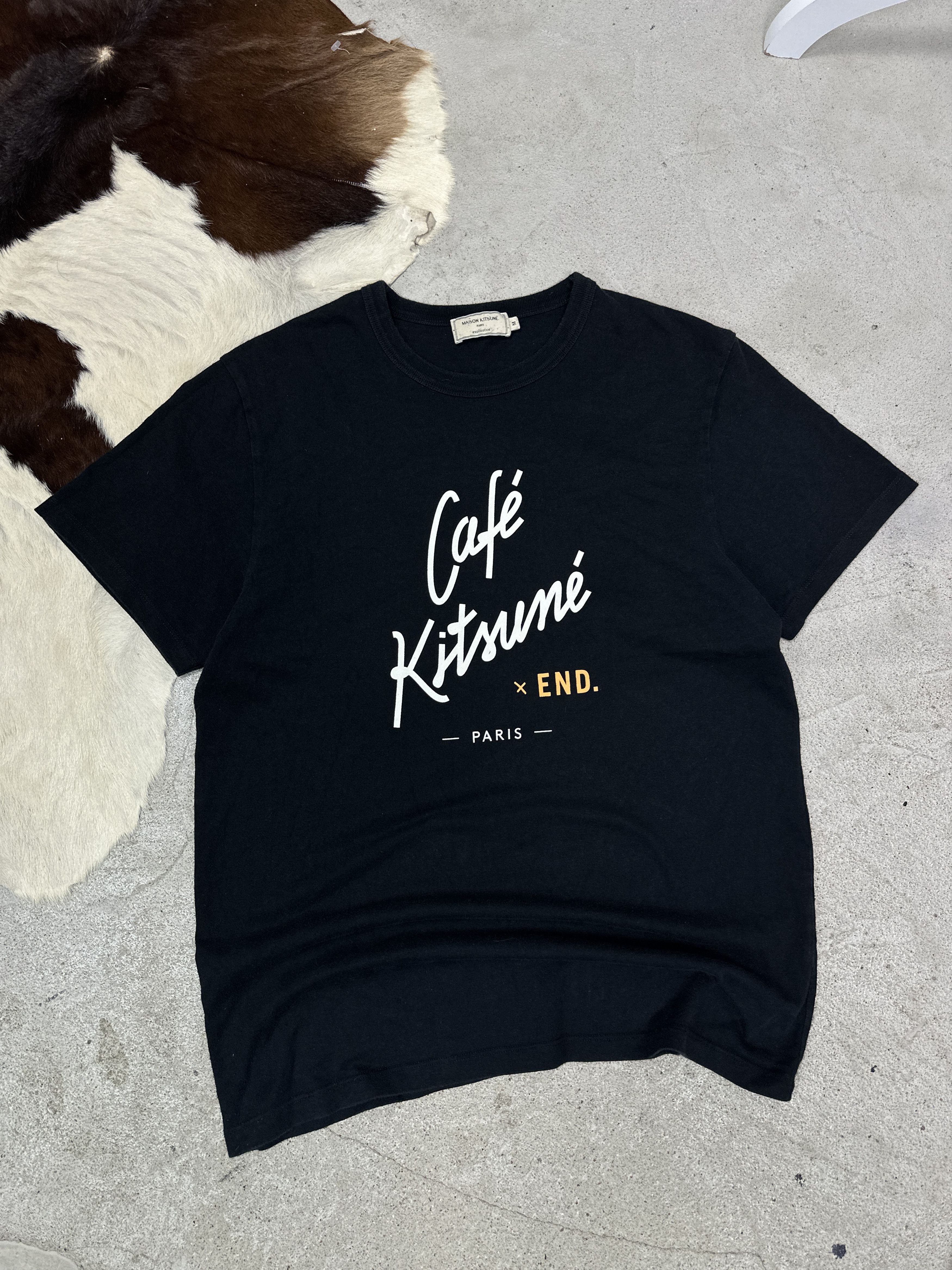 Maison Kitsune Vintage Casual Streetwear Maison Kitsune T-shirt Y2K Size US M / EU 48-50 / 2 - 1 Thumbnail