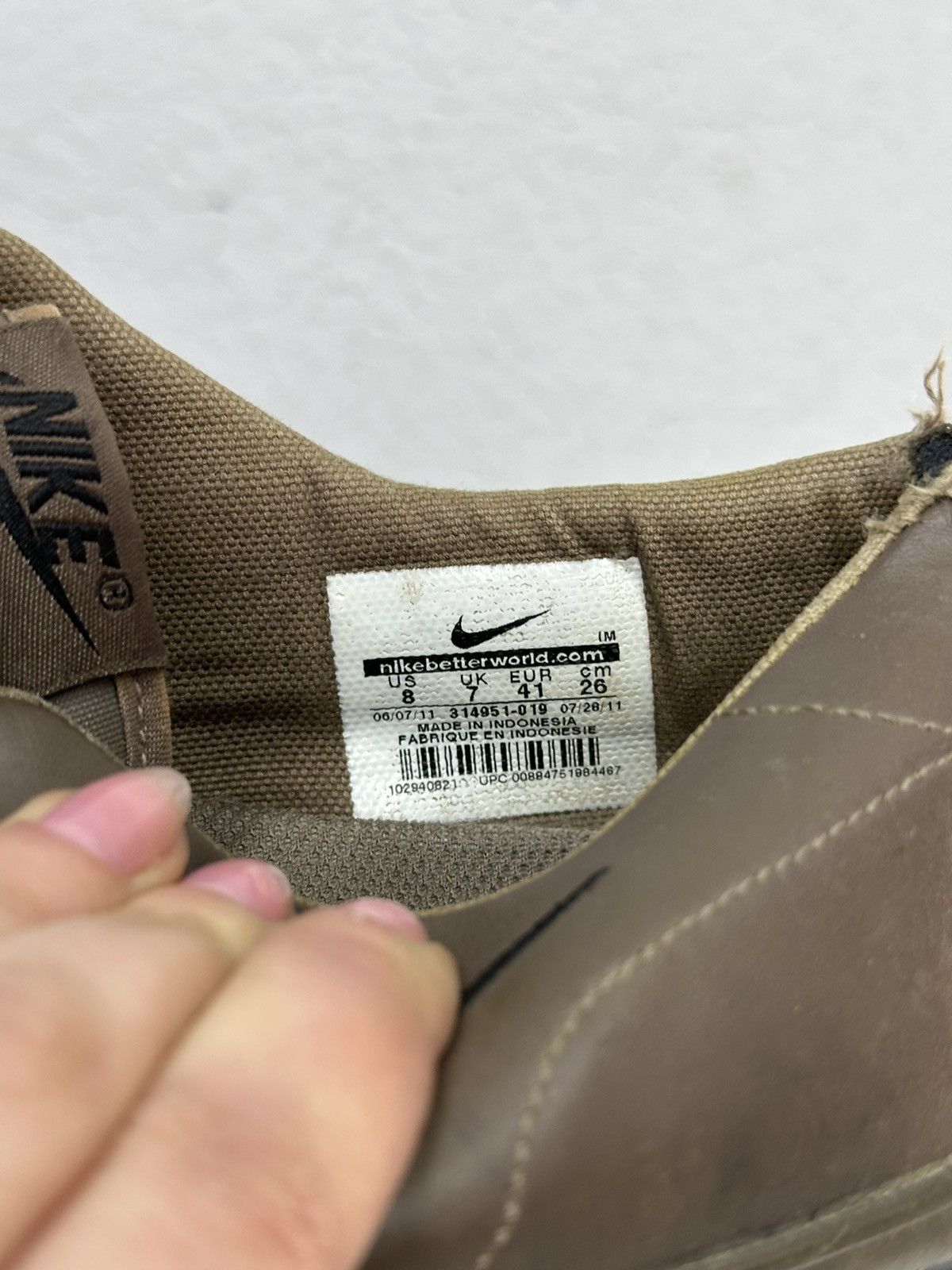 Nike Vintage Avantgarde Nike Carpi Avantgarde Y2k Japanese 90s Size US 8 / EU 41 - 10 Thumbnail