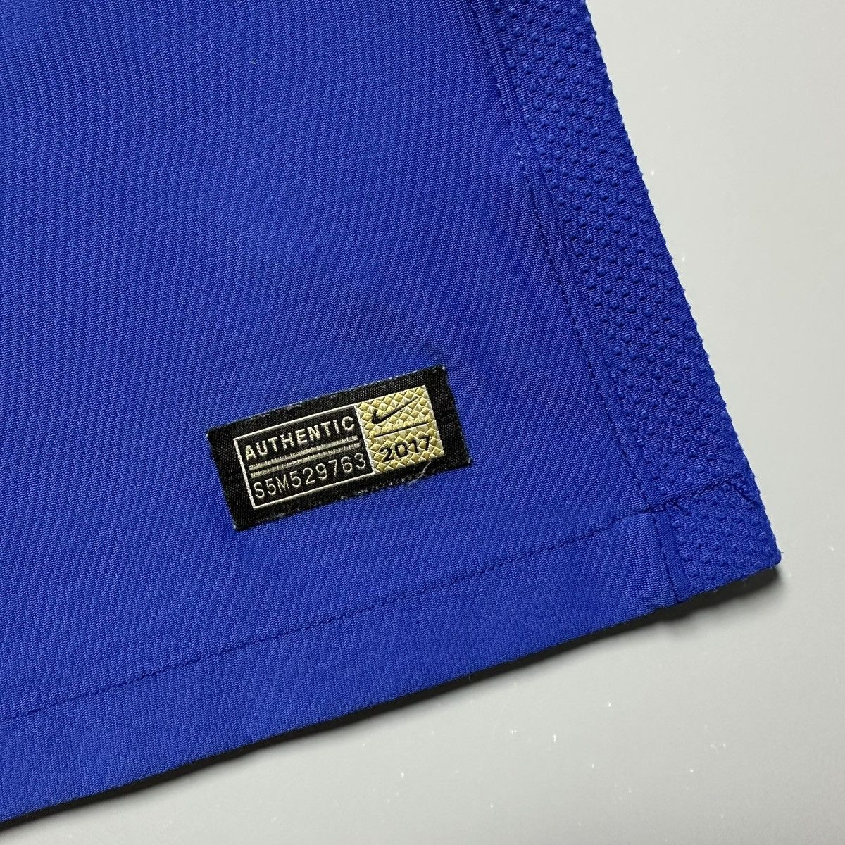 Vintage CHELSEA NIKE 2017/18 SOCCER PLAYER ISSUE JERSEY #22 WILLIAN Size US M / EU 48-50 / 2 - 12 Thumbnail