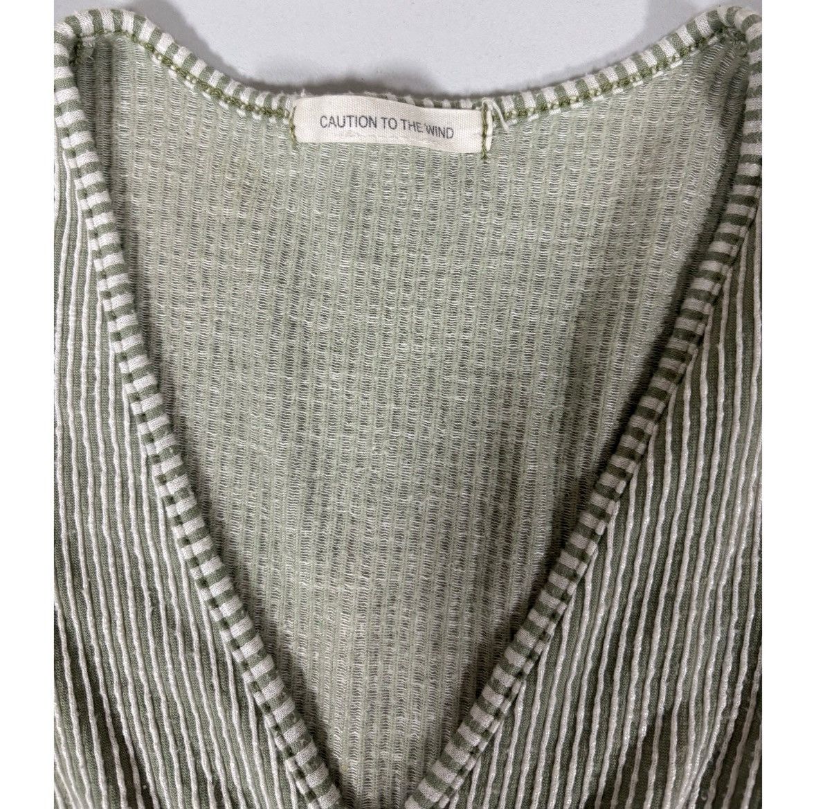 Vintage Olive Green Ribbed Wrap Y2K Babydoll Shirt Top Blouse Size S Size S / US 4 / IT 40 - 3 Thumbnail