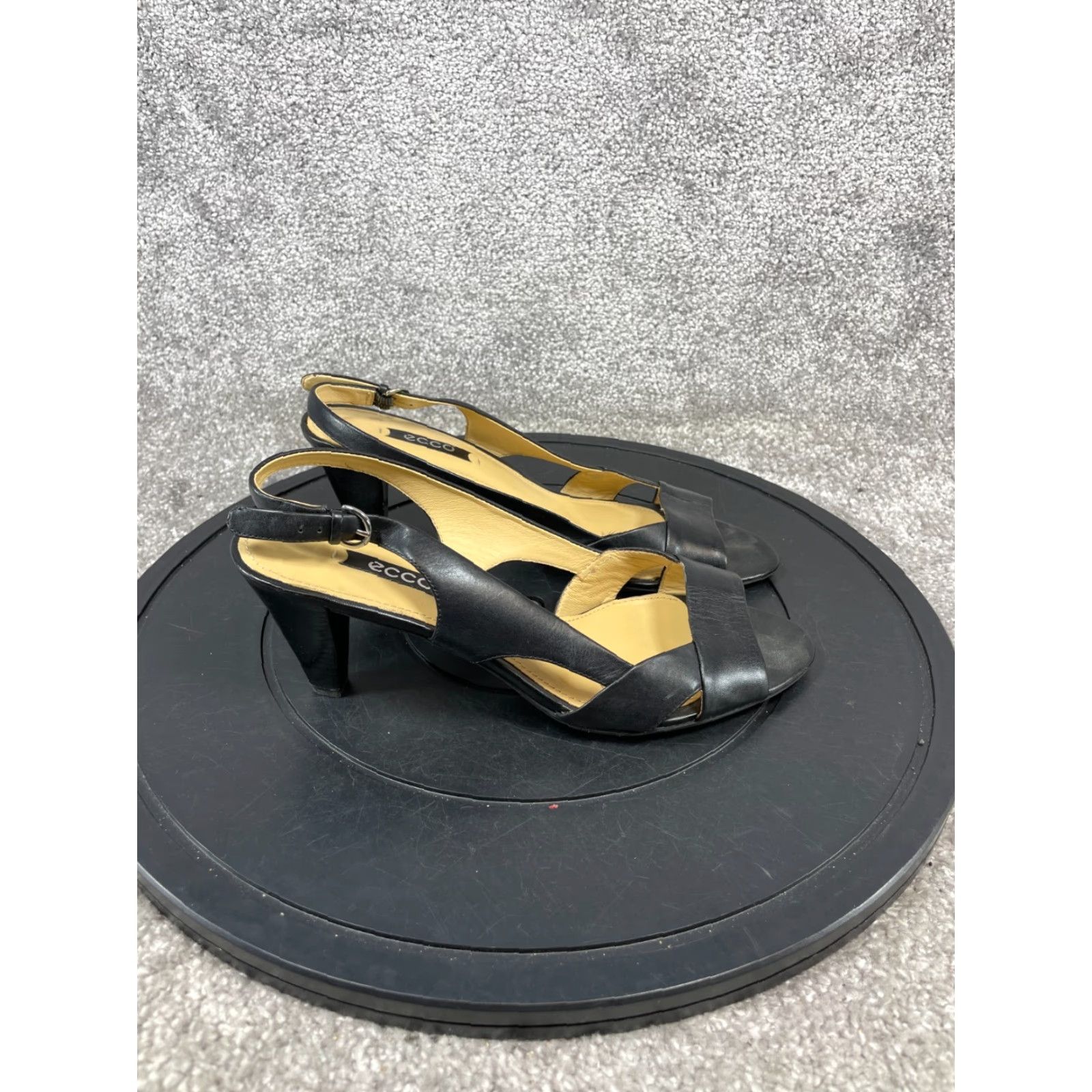 Ecco VINTAGE ECCO Womens Sandal Size 8.5 High Heel Leather Slingback Casual Black Fall Spring Summer Winter Womens Size US 8.5 / IT 38.5 - 6 Thumbnail