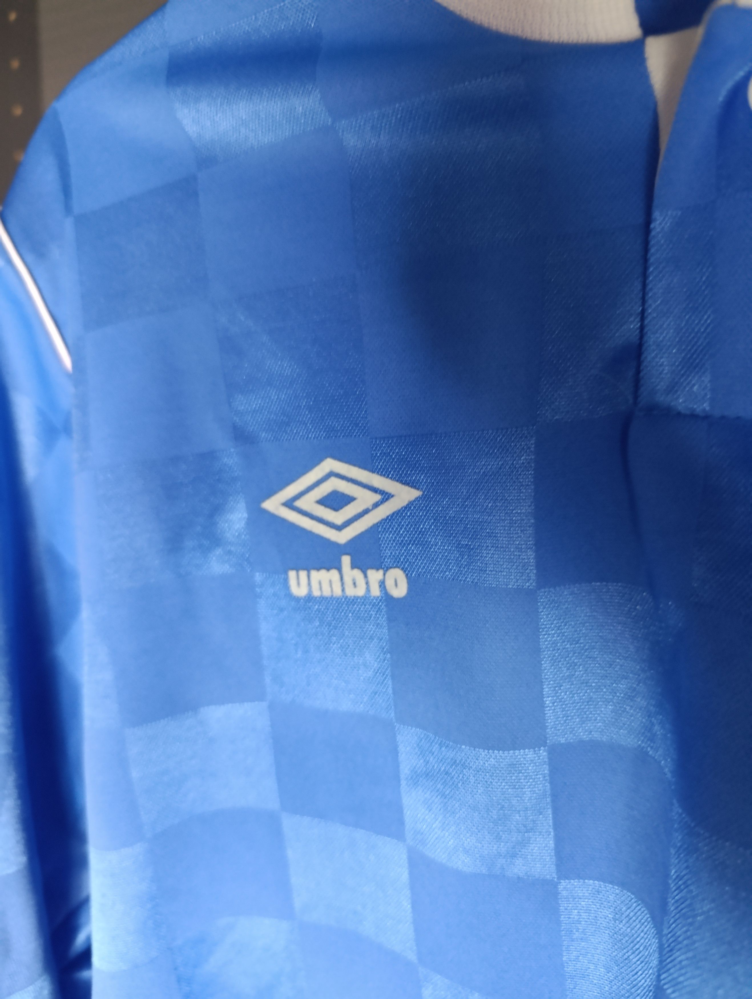 Umbro Vintage Umbro kpmg jersey tshirt Size US L / EU 52-54 / 3 - 3 Thumbnail