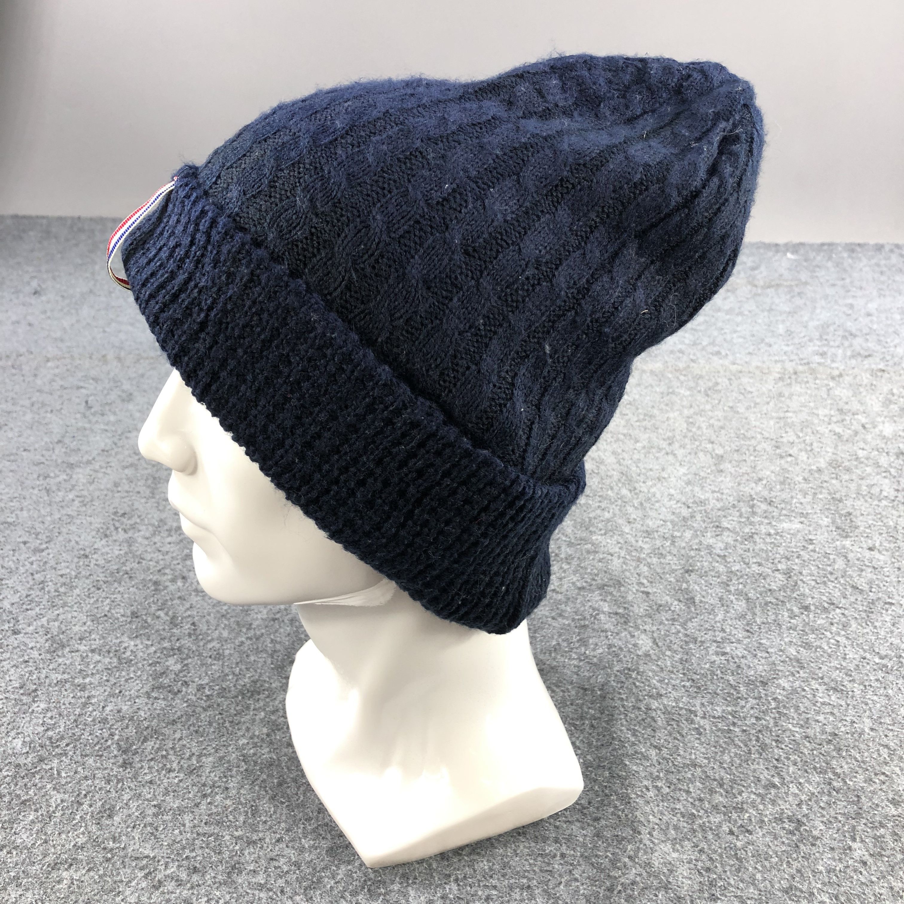 Tommy Hilfiger Tommy Cable Knit Beanie Snowcap Snow Hat Winter Hat B178 Size ONE SIZE - 2 Thumbnail