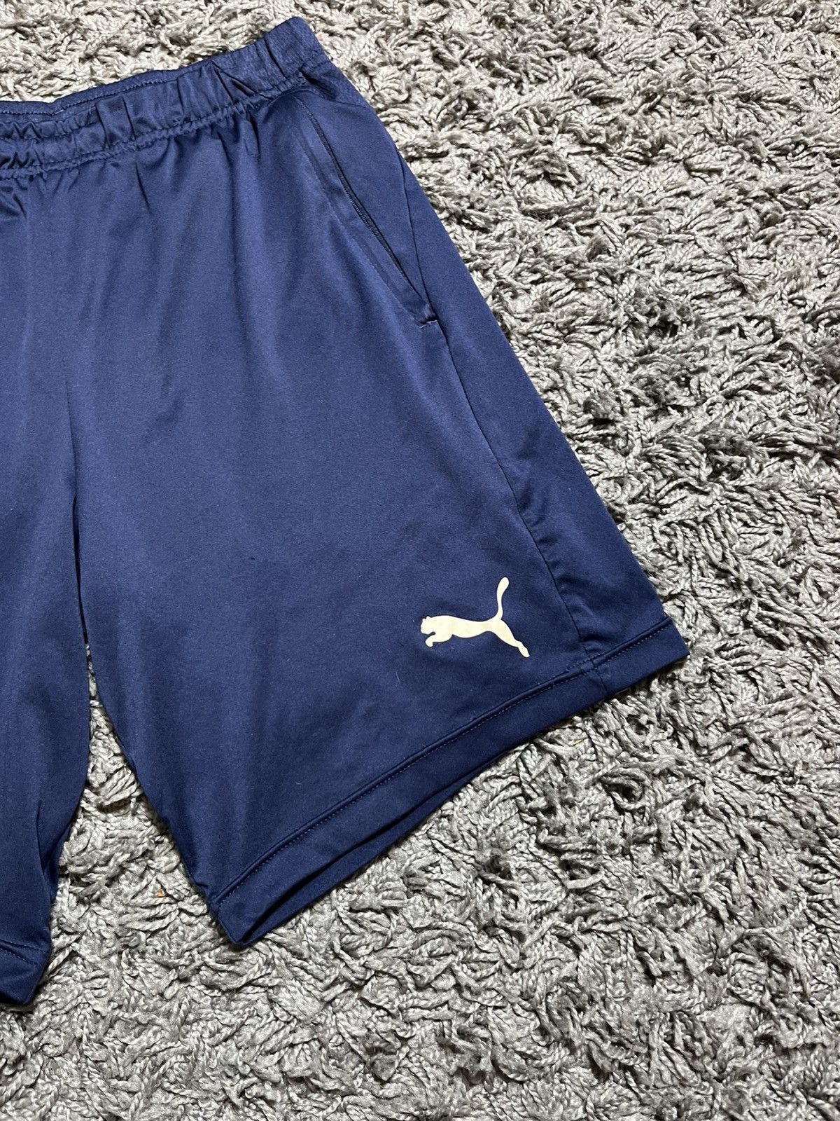 Puma × Vintage PUMA ITALY NATIONAL FOOTBALL TEAM POLYESTER SHORTS Y2K Size US 31 - 3 Thumbnail
