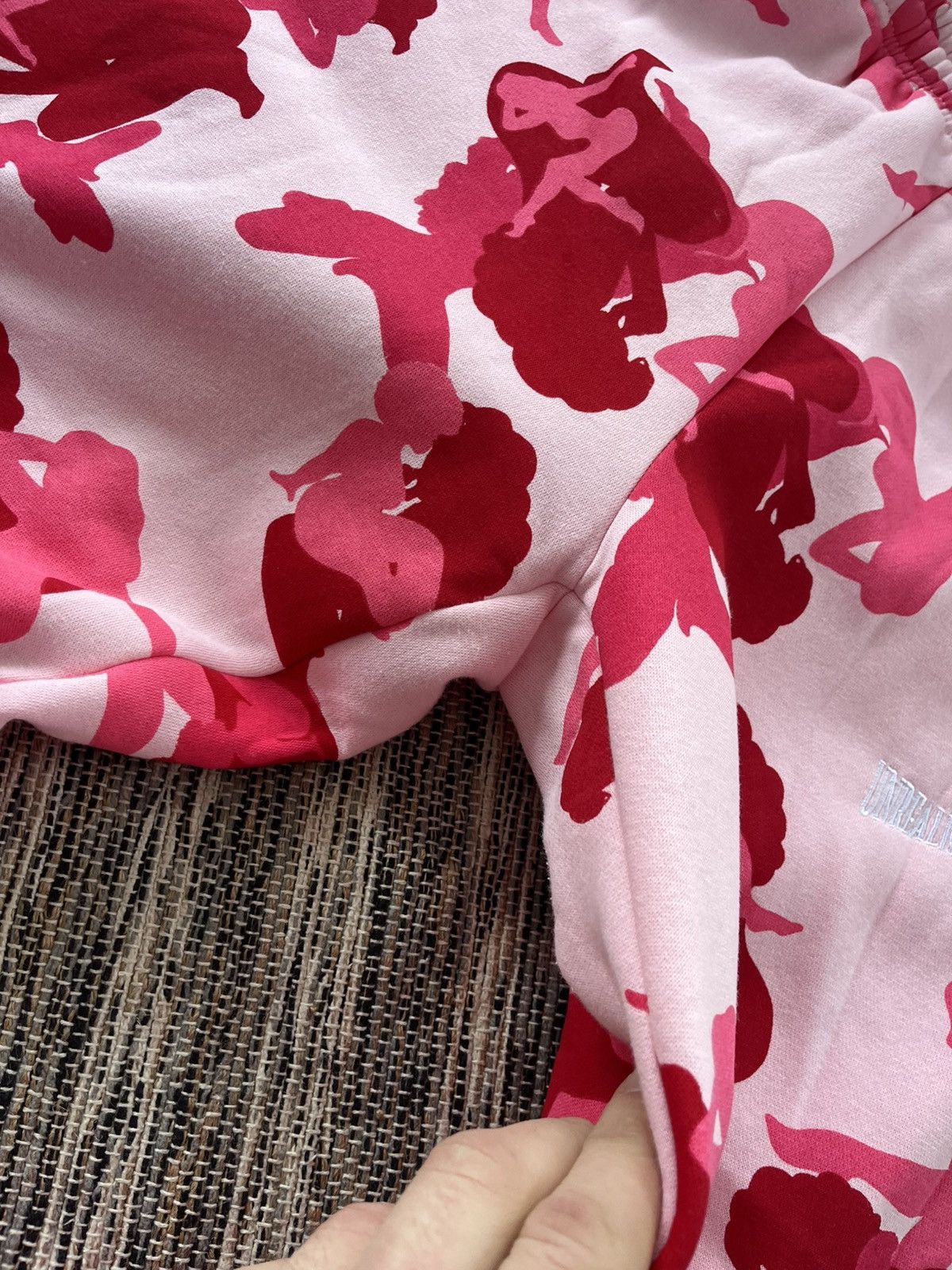 Named Collective Hype Named Collective Unrealistic Pink camouflage Sweatpants Size US 32 / EU 48 - 10 Thumbnail